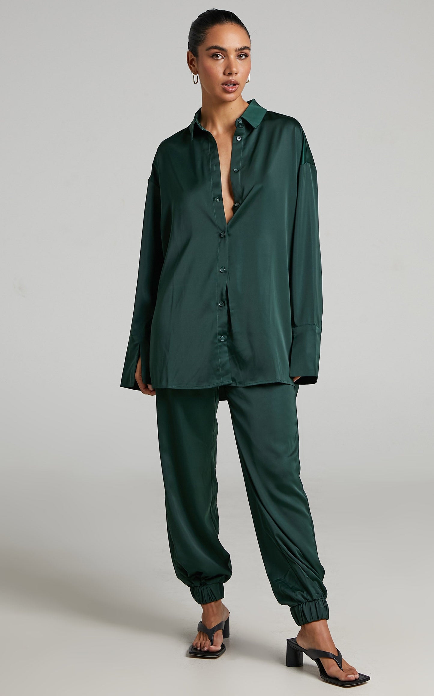 4th & Reckless - Elina Satin Shirt in Forest Green