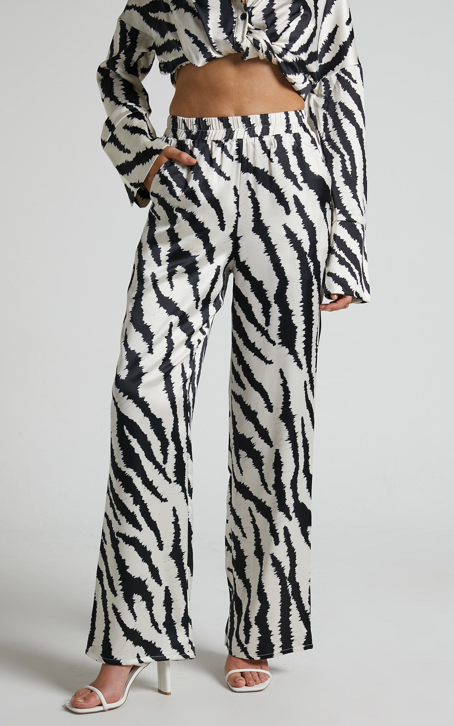 4th & Reckless - Inez Trouser in Navy Zebra