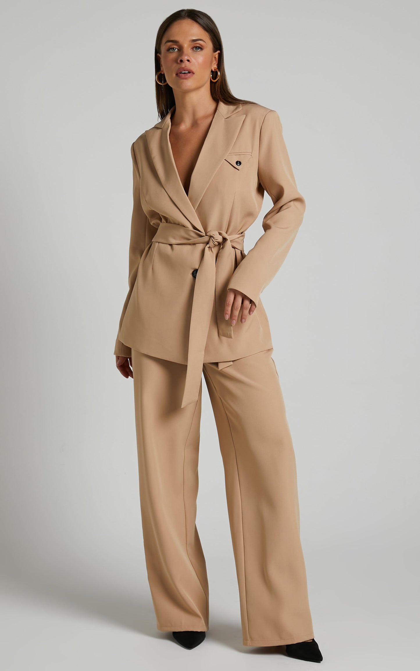 4th & Reckless - Jessica Belted Blazer in Camel