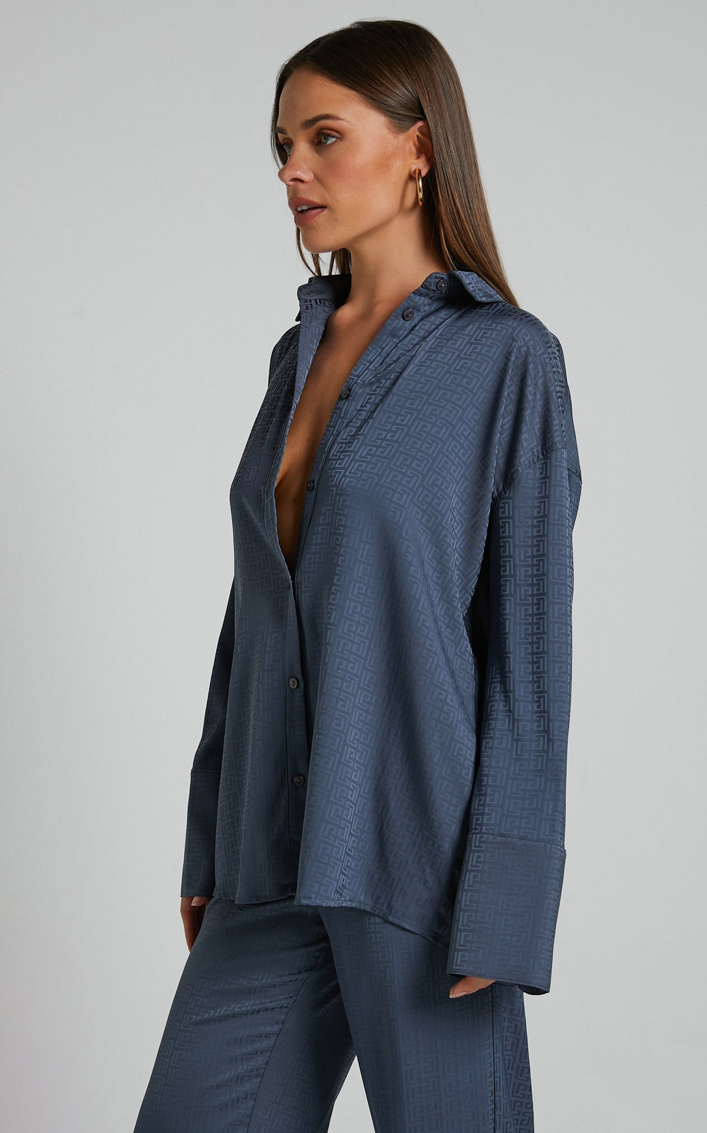 4th & Reckless - MIMI SATIN SHIRT in Blue Geo