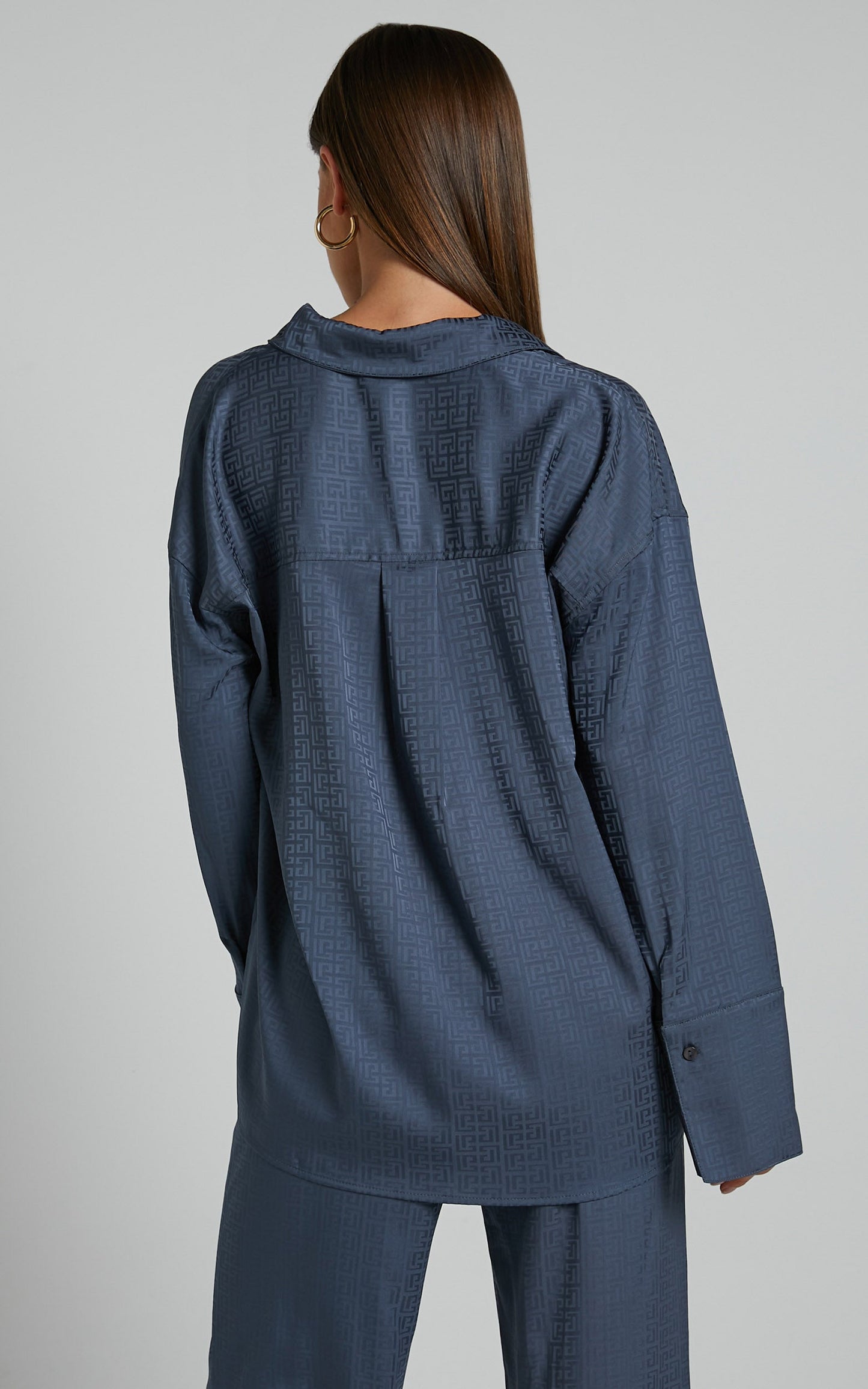 4th & Reckless - MIMI SATIN SHIRT in Blue Geo