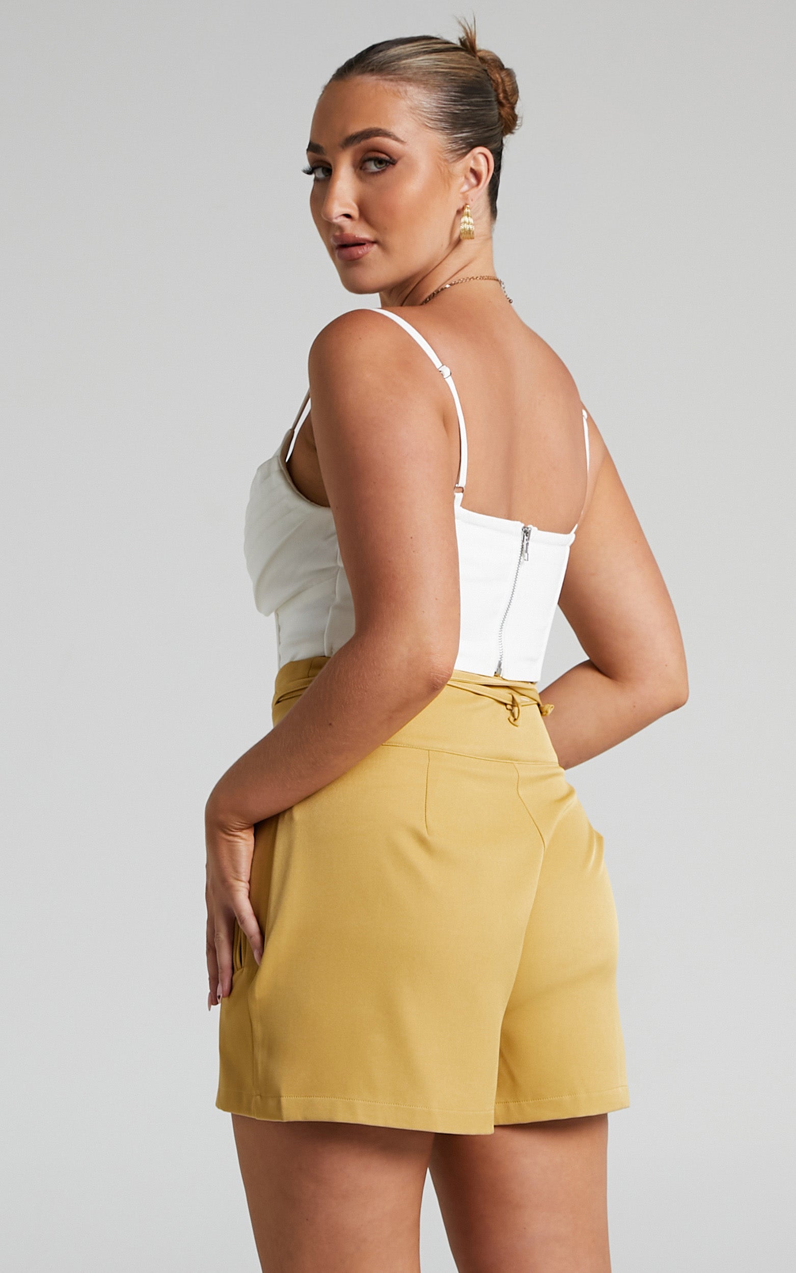 4th & Reckless - Tamiko Short in Yellow