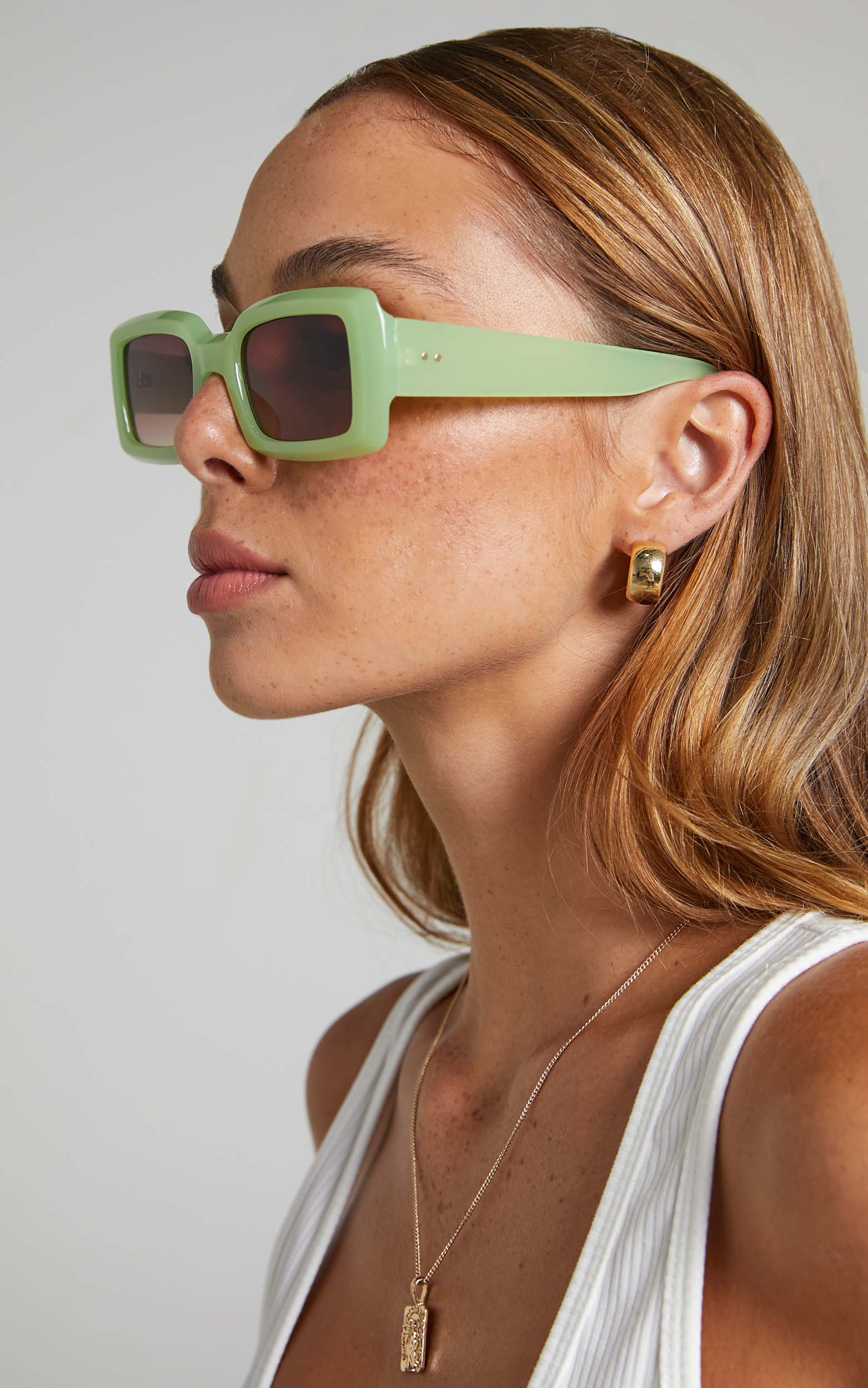 Donda Sunglasses in Green