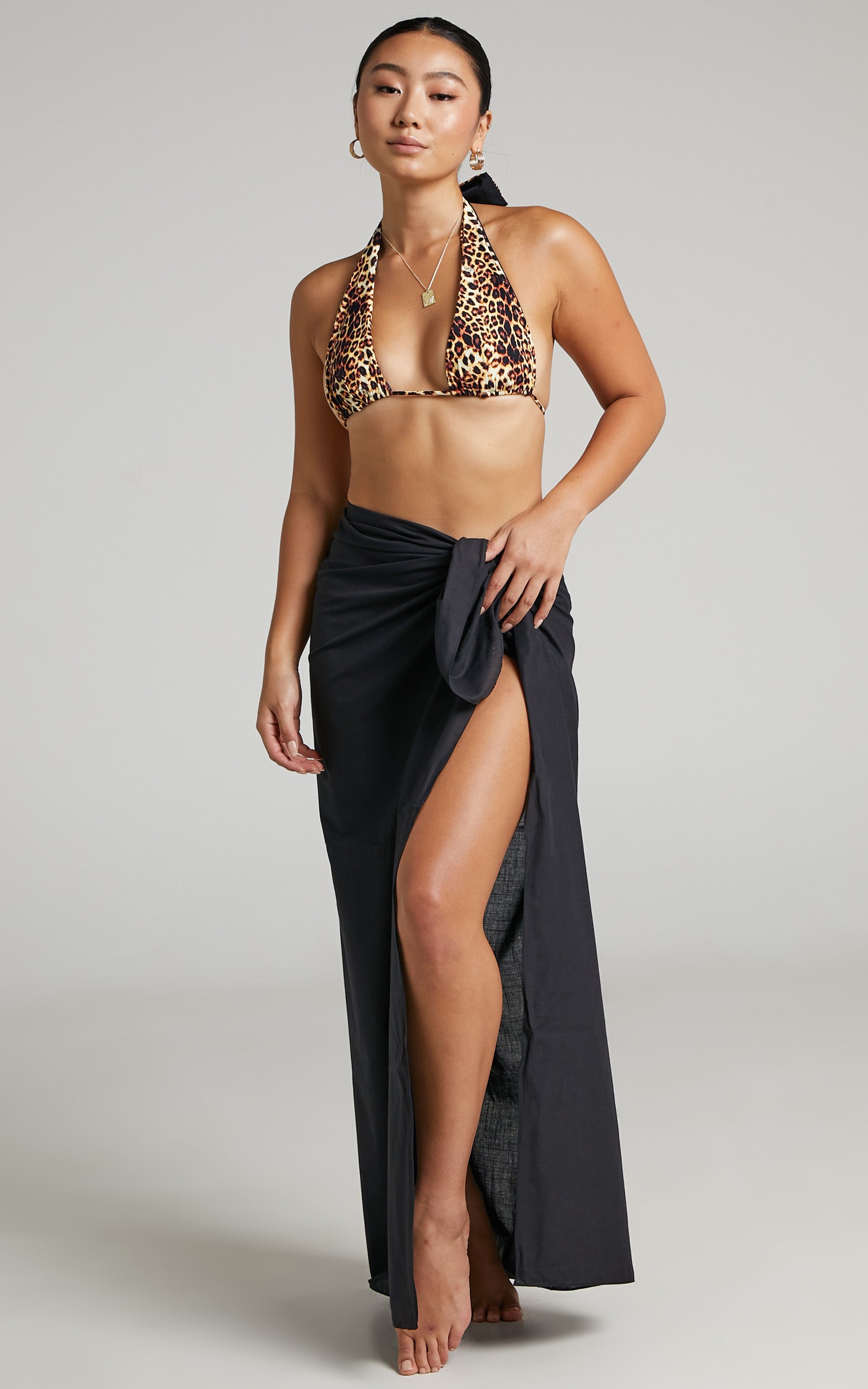 Laluna Sarong in Black