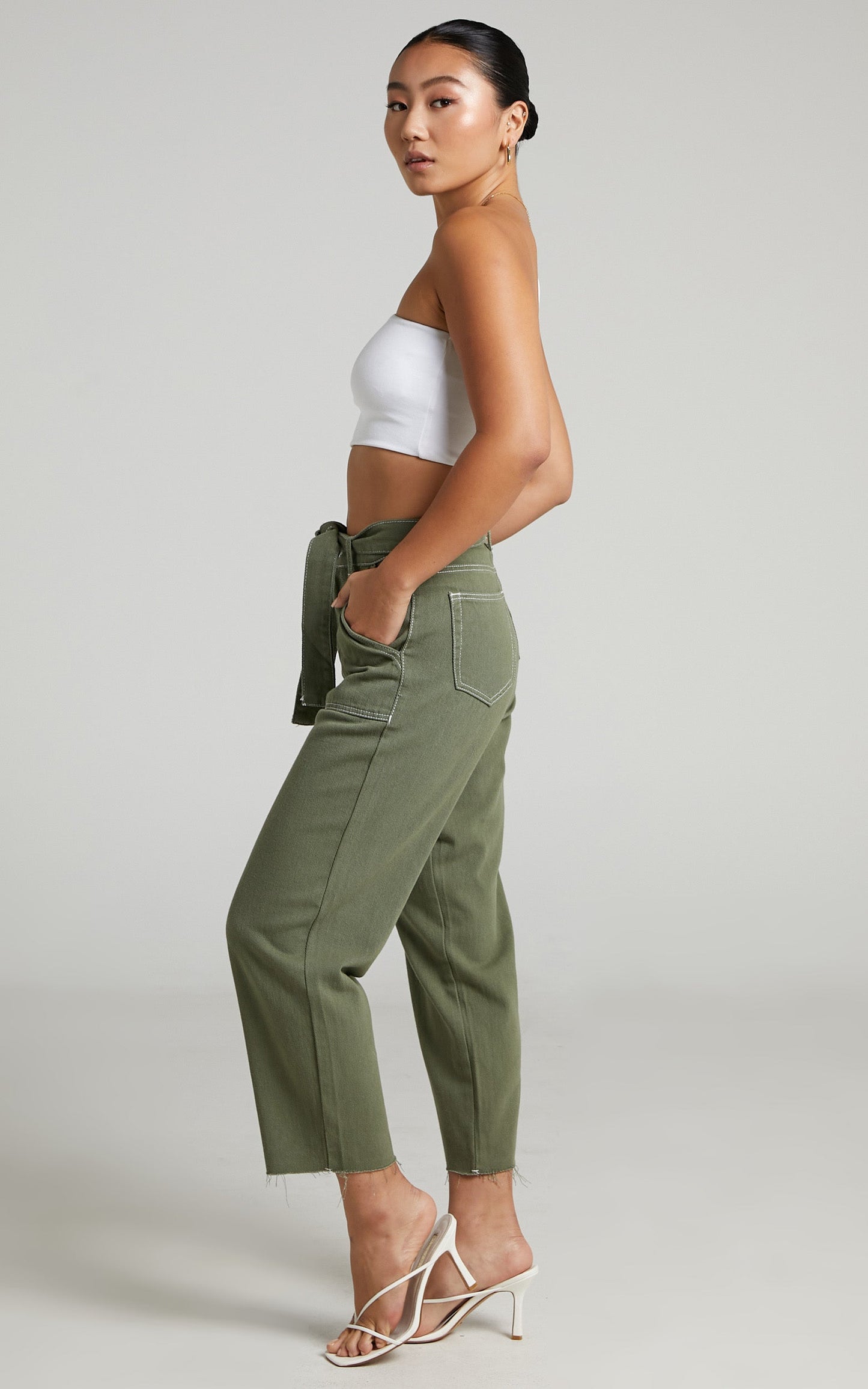 Leyton Jeans - Tie Waist Jeans in Khaki