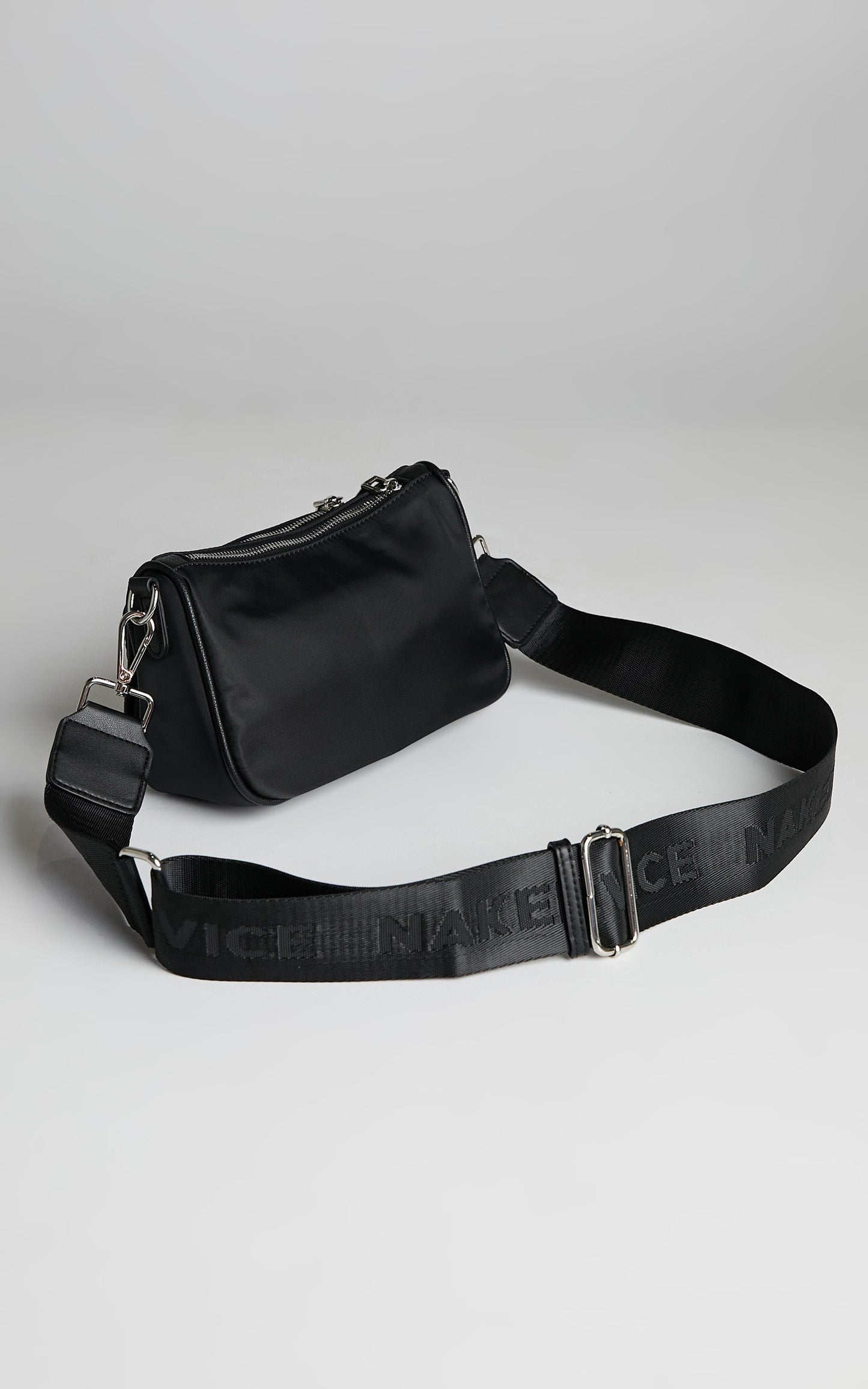 NAKEDVICE - THE HUNTER BAG in Black NYLON