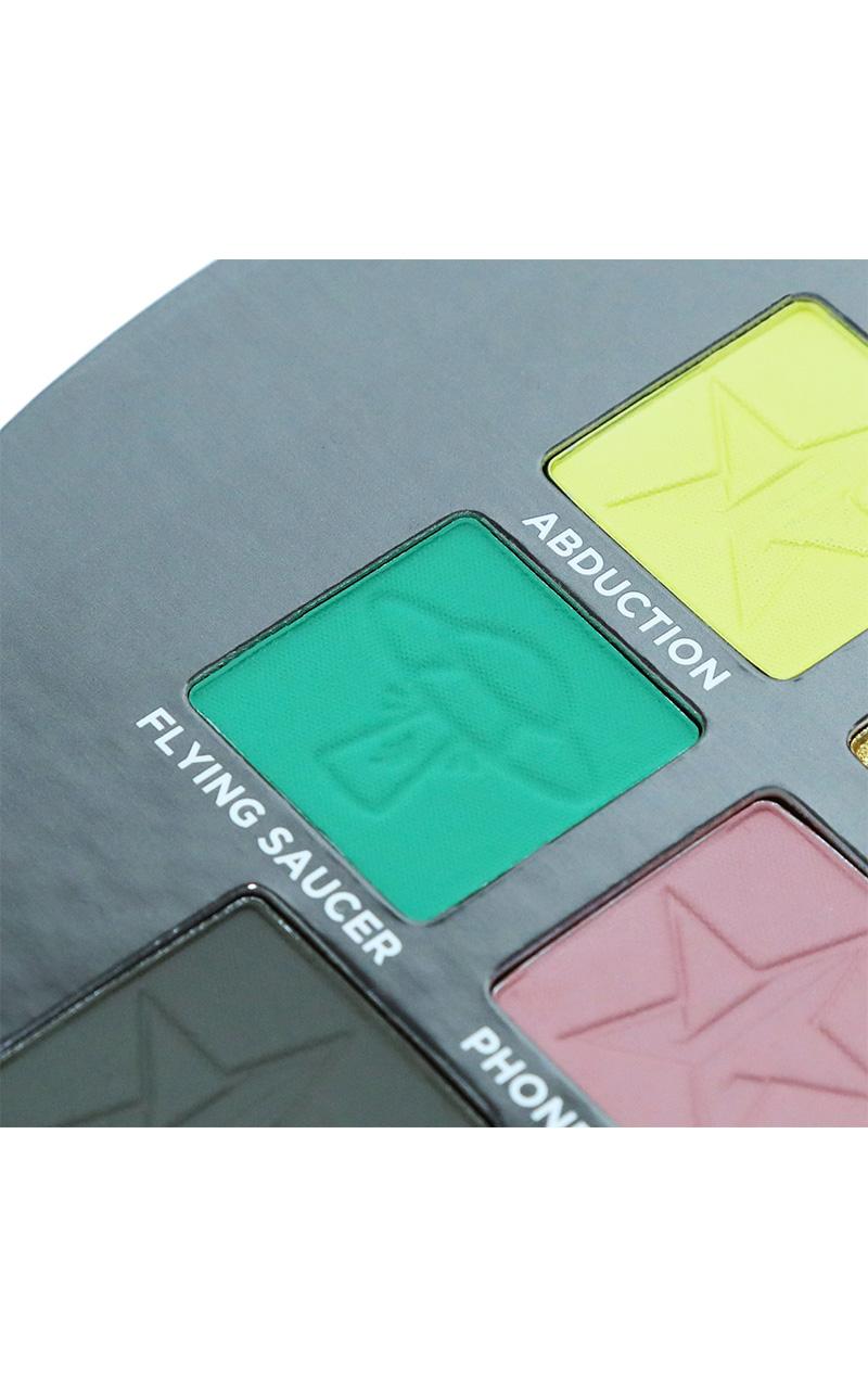 Jeffree Star Cosmetics - Alien Eyeshadow Palette