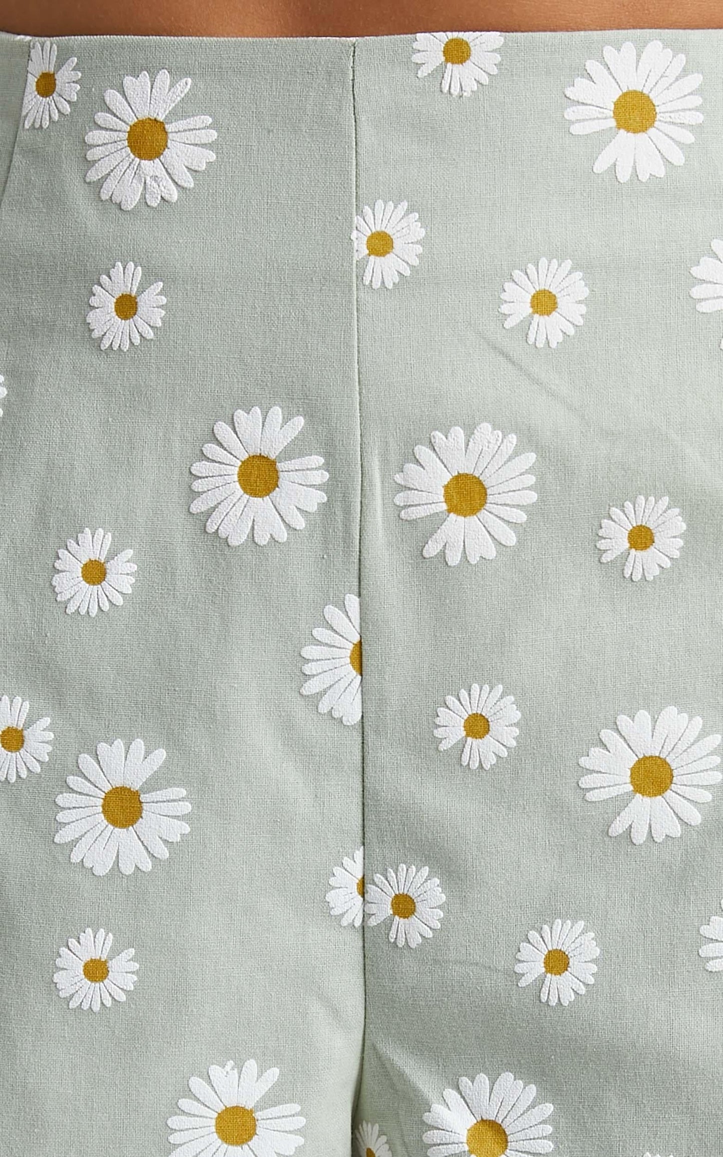Marjorie Shorts in Sage Daisies
