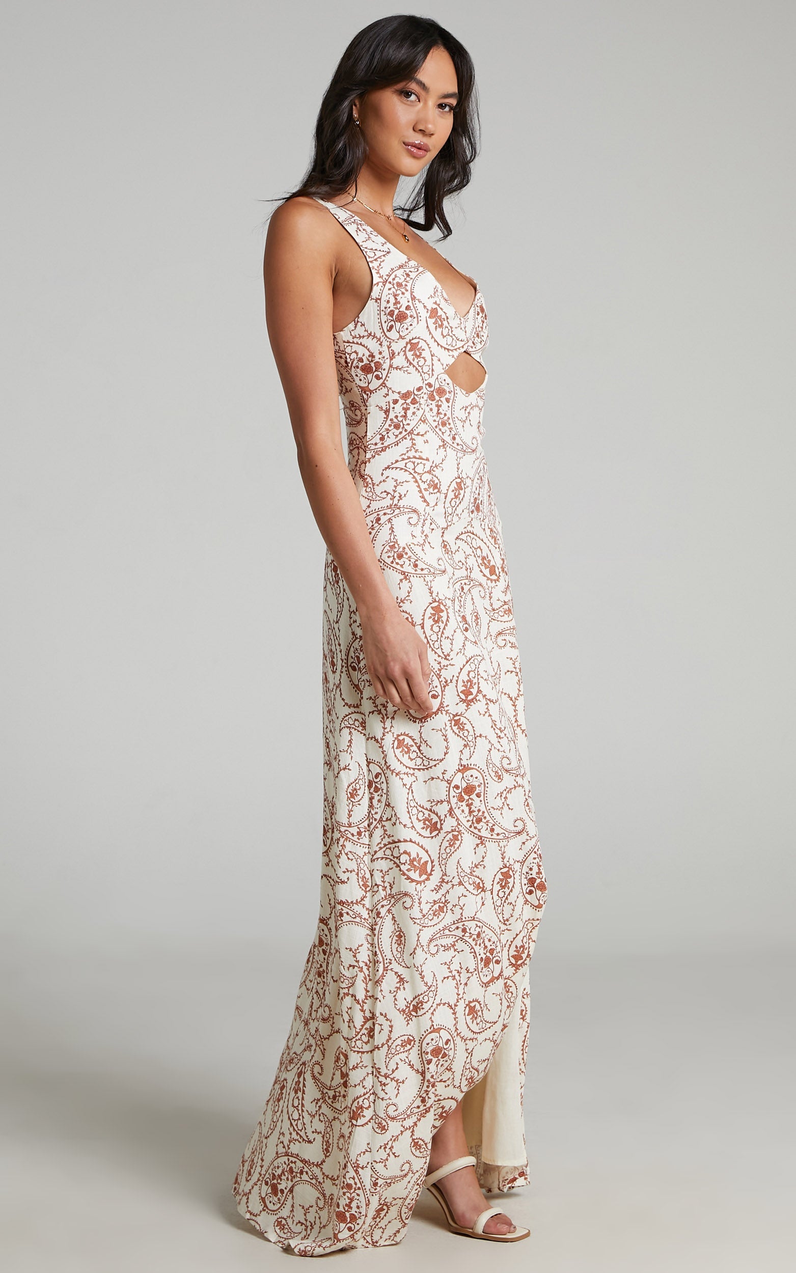 Edellen Midi Dress - Linen Cut Out Dress in Chocolate Paisley