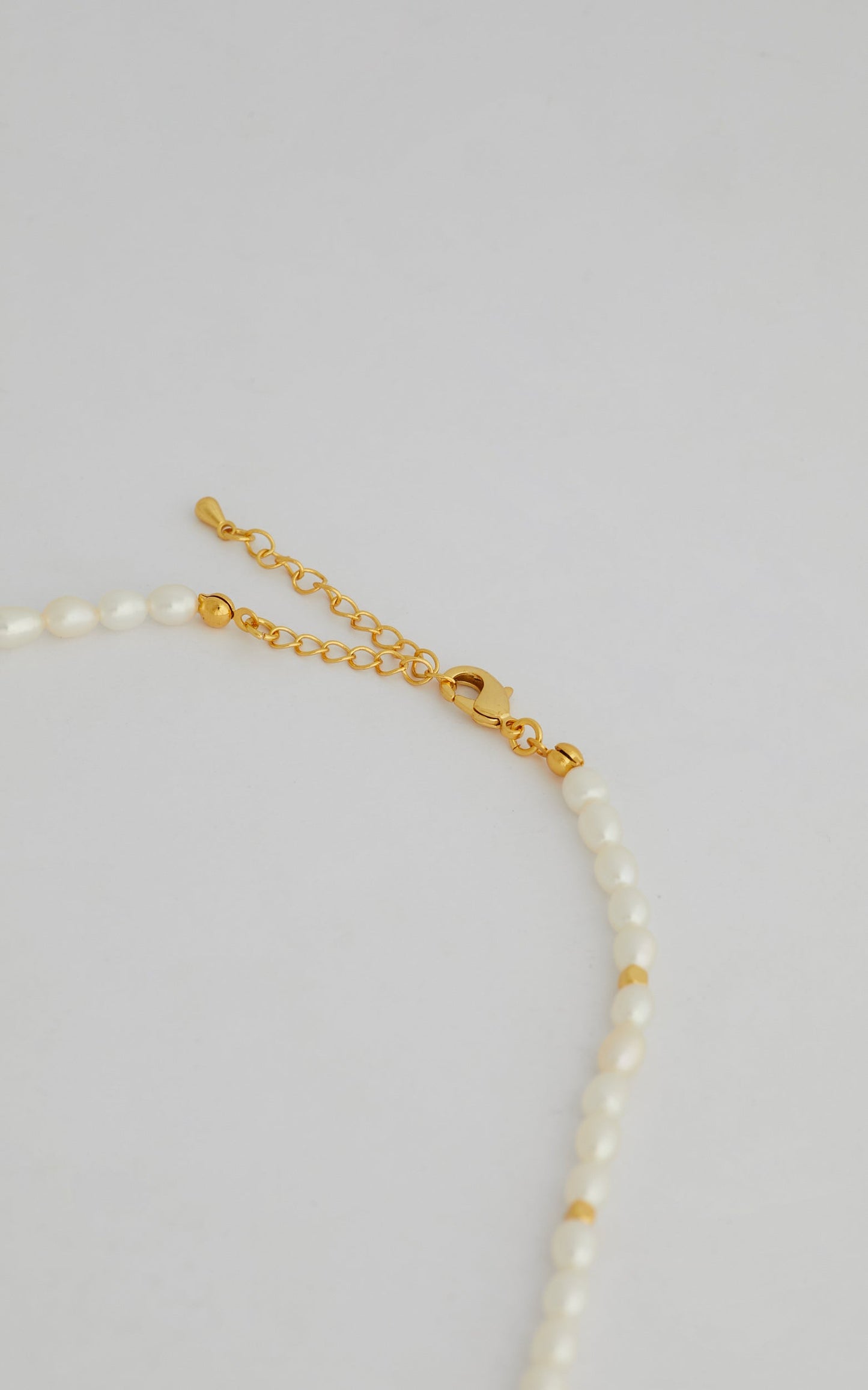 Jecena Necklace in Pearl