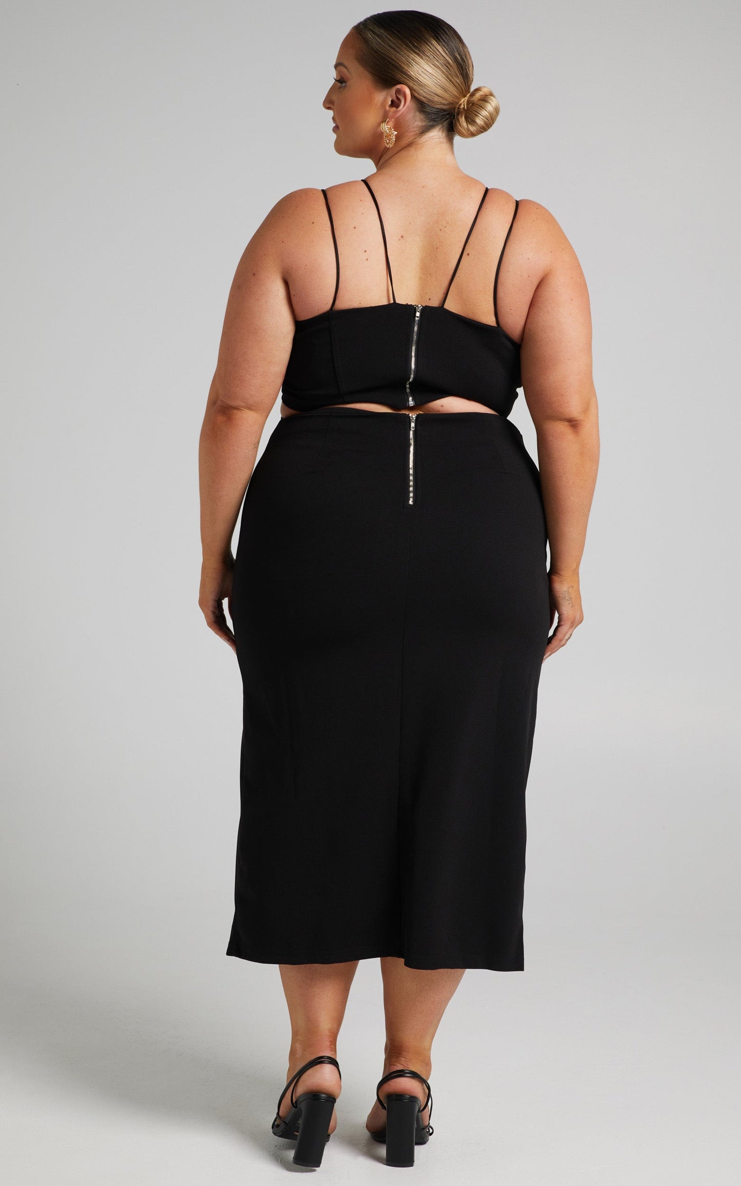 Sumeria Strap Detail Midi Dress in Black
