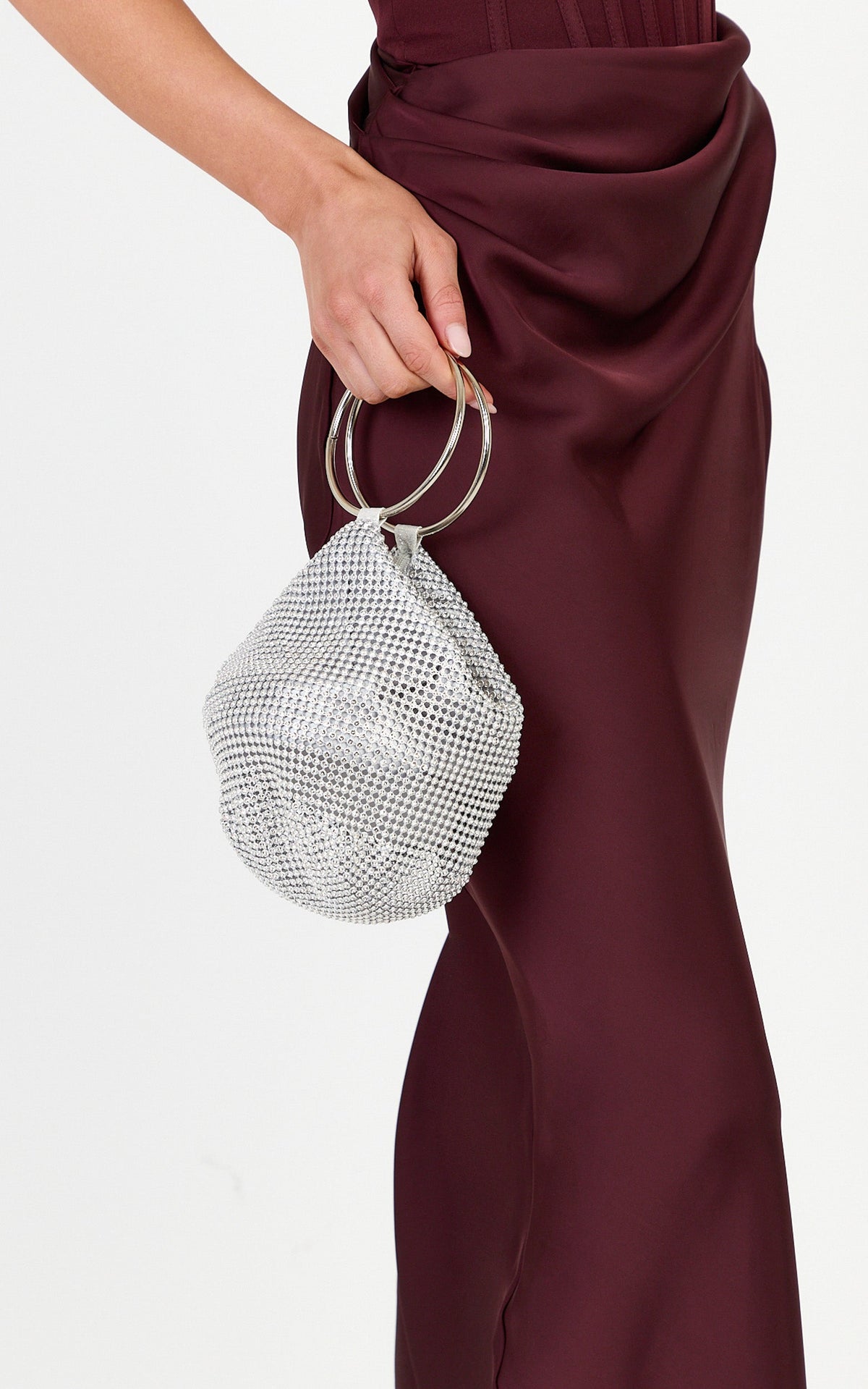 Adelyn Tasche – Paillettentasche mit Ringgriff in Silber