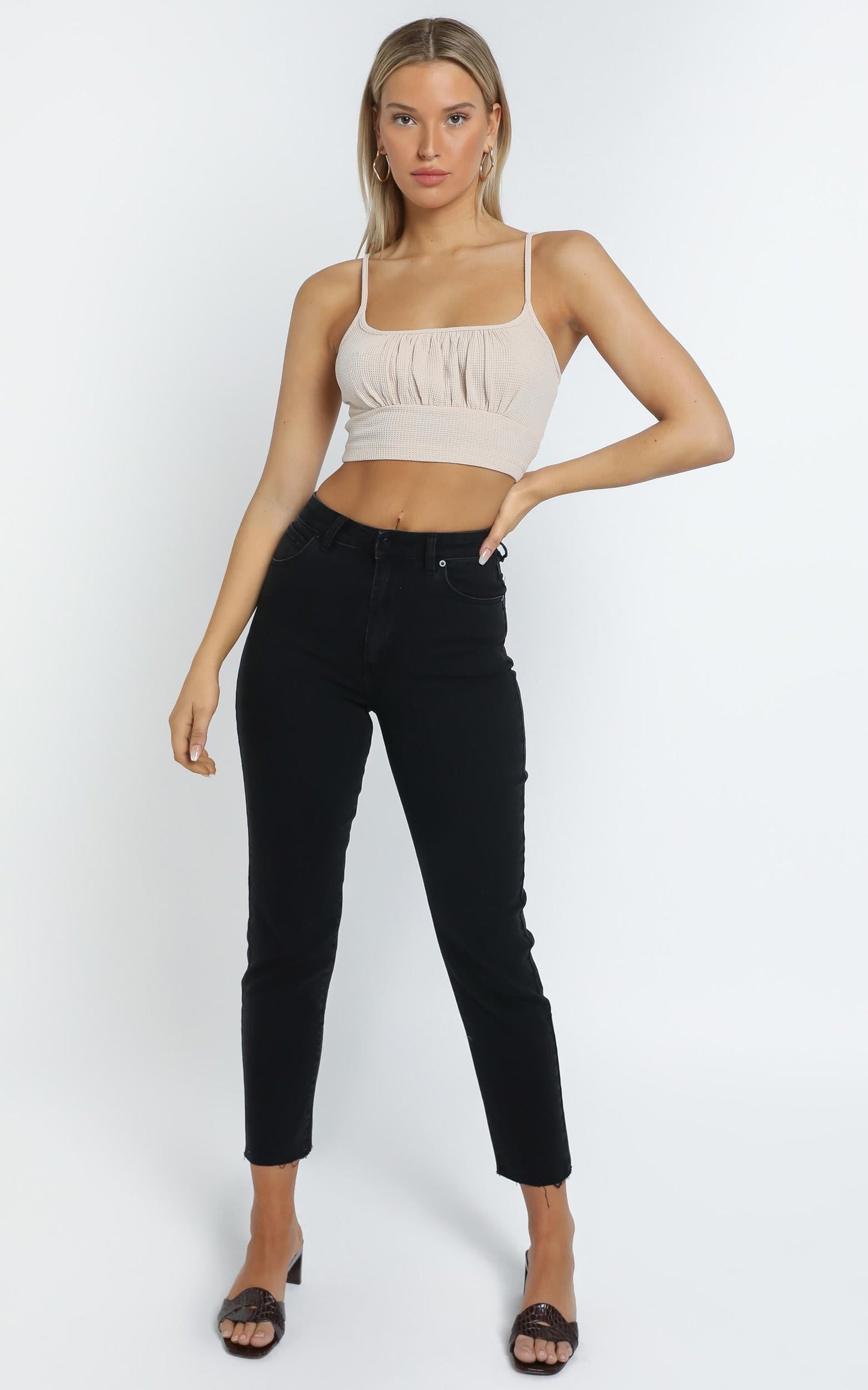 Abrand - A 94 High Slim Jean in 90210 Raw