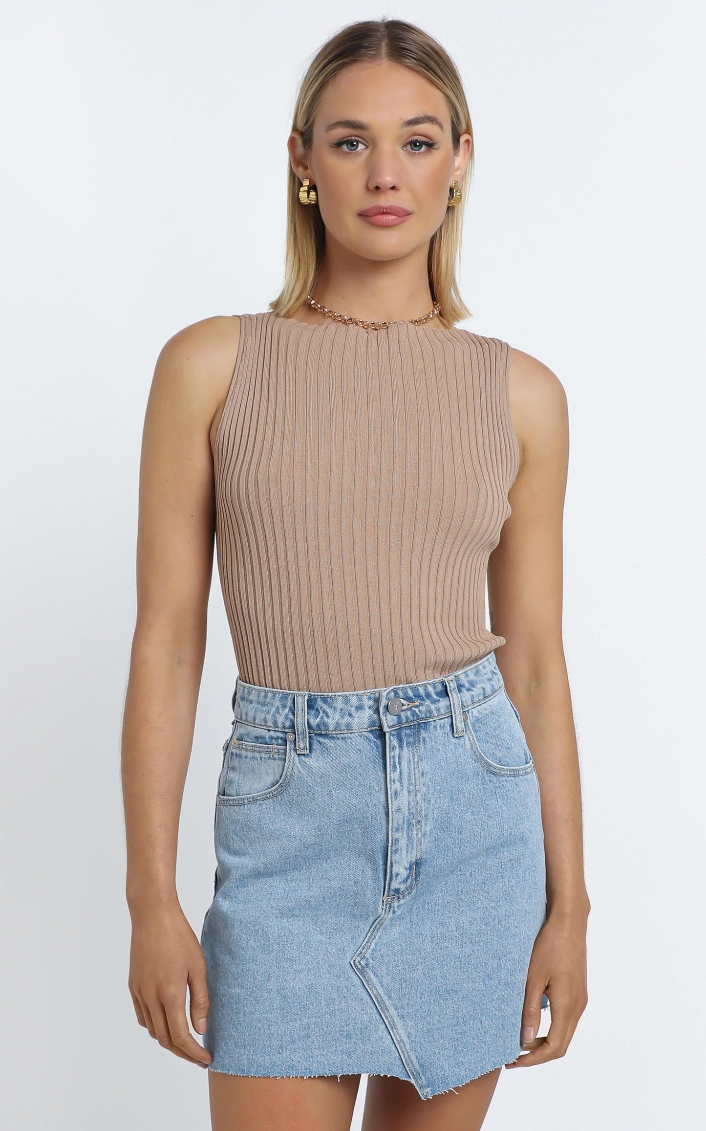 Abrand - A Aline Denim Skirt in Bleach Bomb