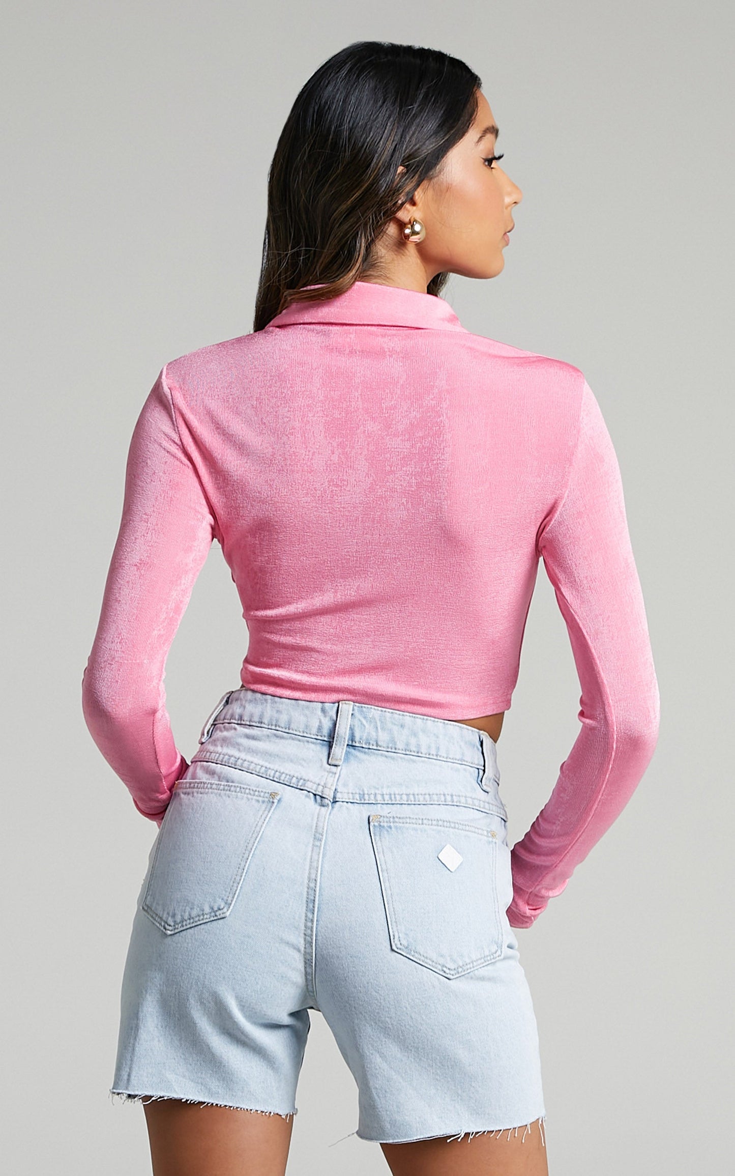 Abrand - A Claudia Cut Off Denim Shorts in Bleached Stone