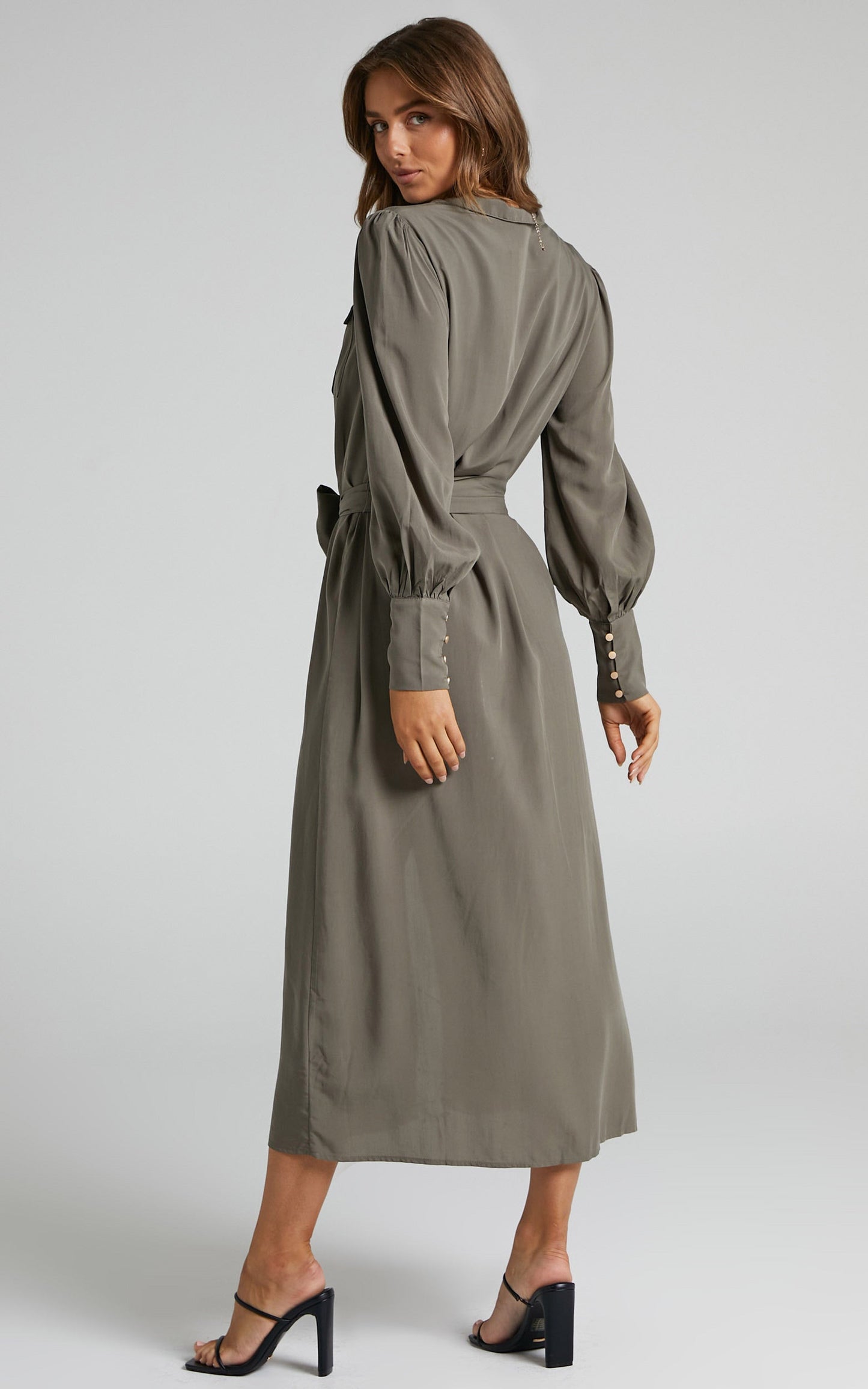 Aingeal Long Sleeve Midi Shirt Dress in Olive