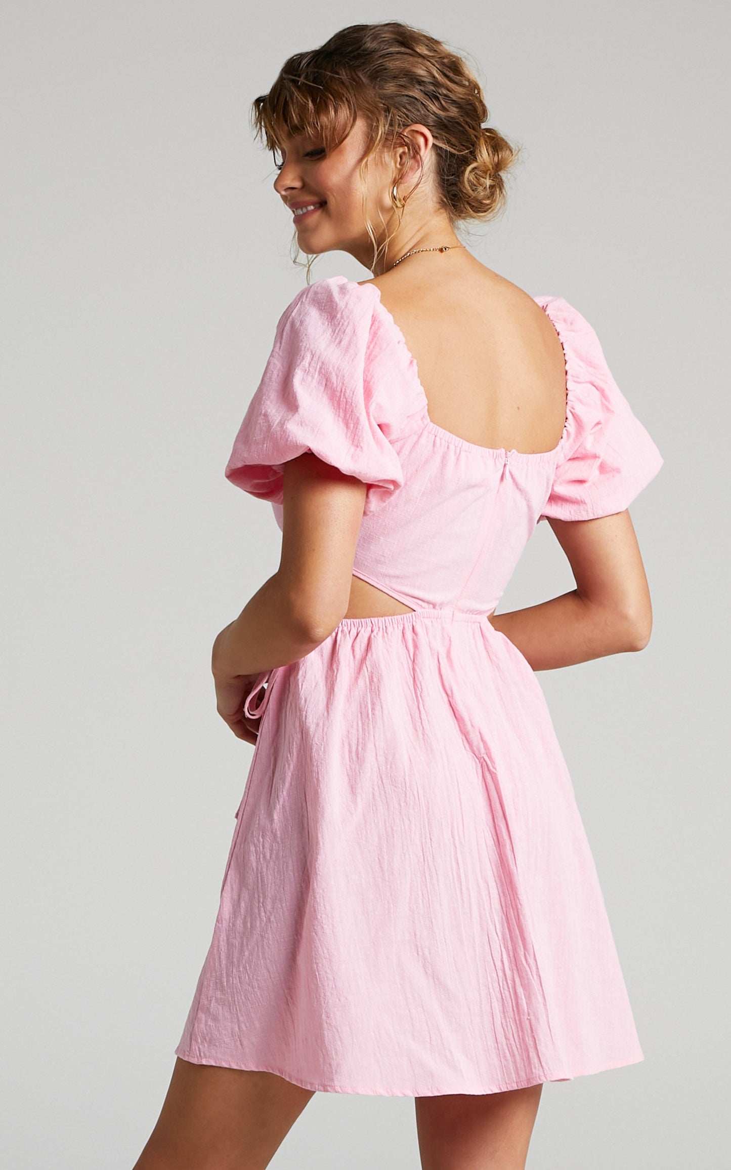 Loriella Linen Waist Cut Out Skater Skirt Dress in Dusty Pink