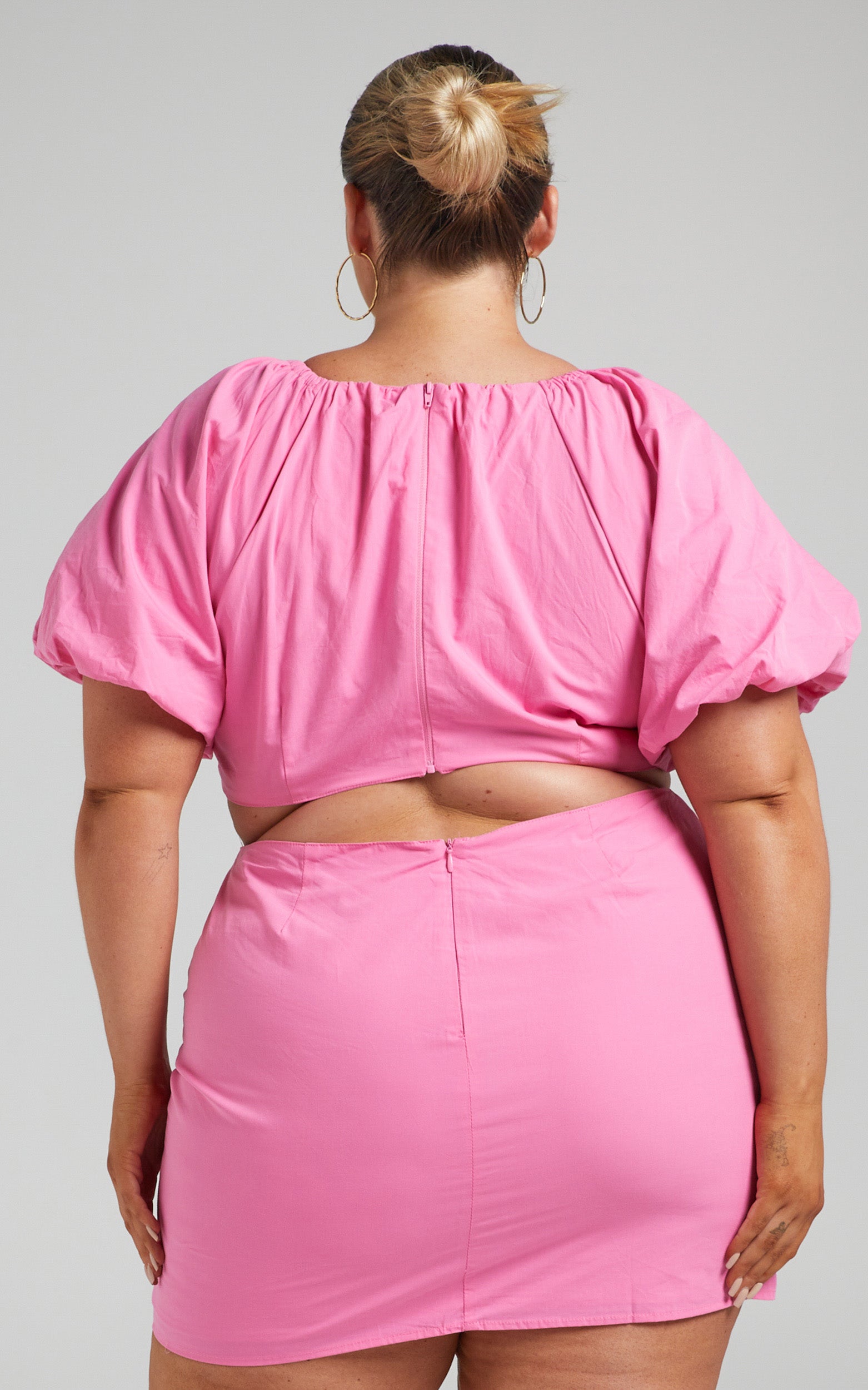 Hyacinth Puff Sleeve Mini Dress with Twist Front in Pink