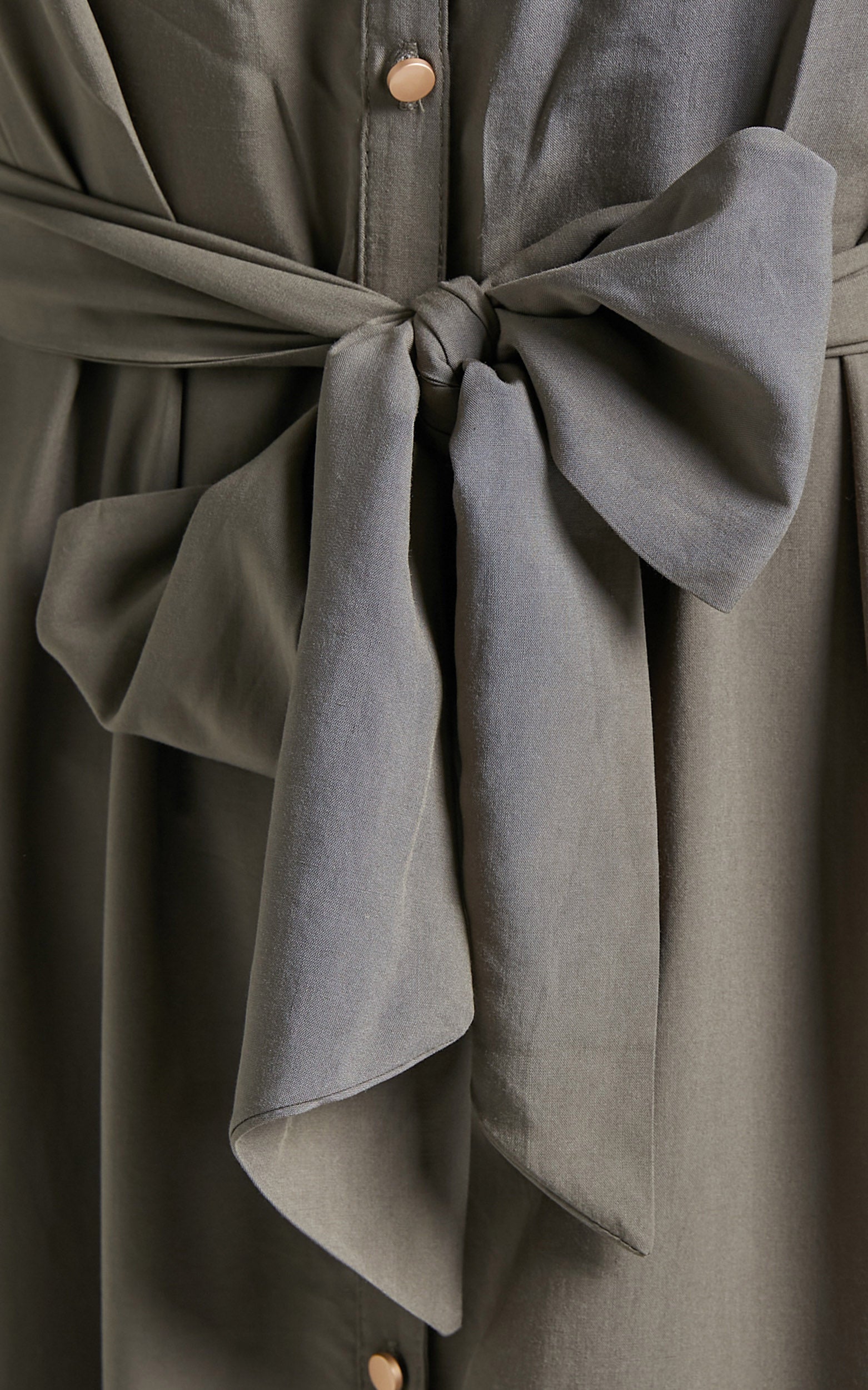 Aingeal Long Sleeve Midi Shirt Dress in Olive