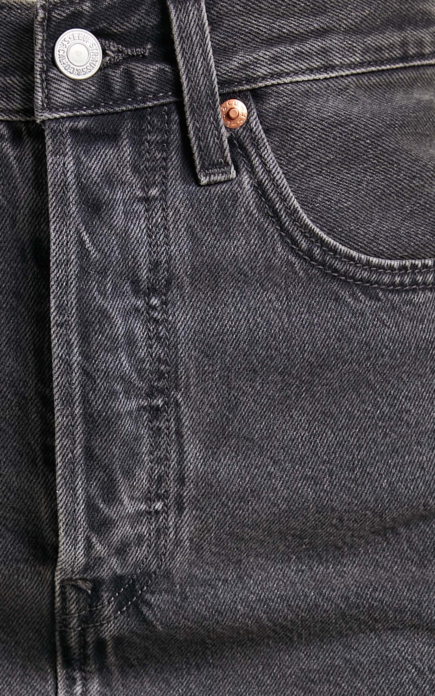 Levi's - Ribcage Denim Skirt in Washed Noir Black