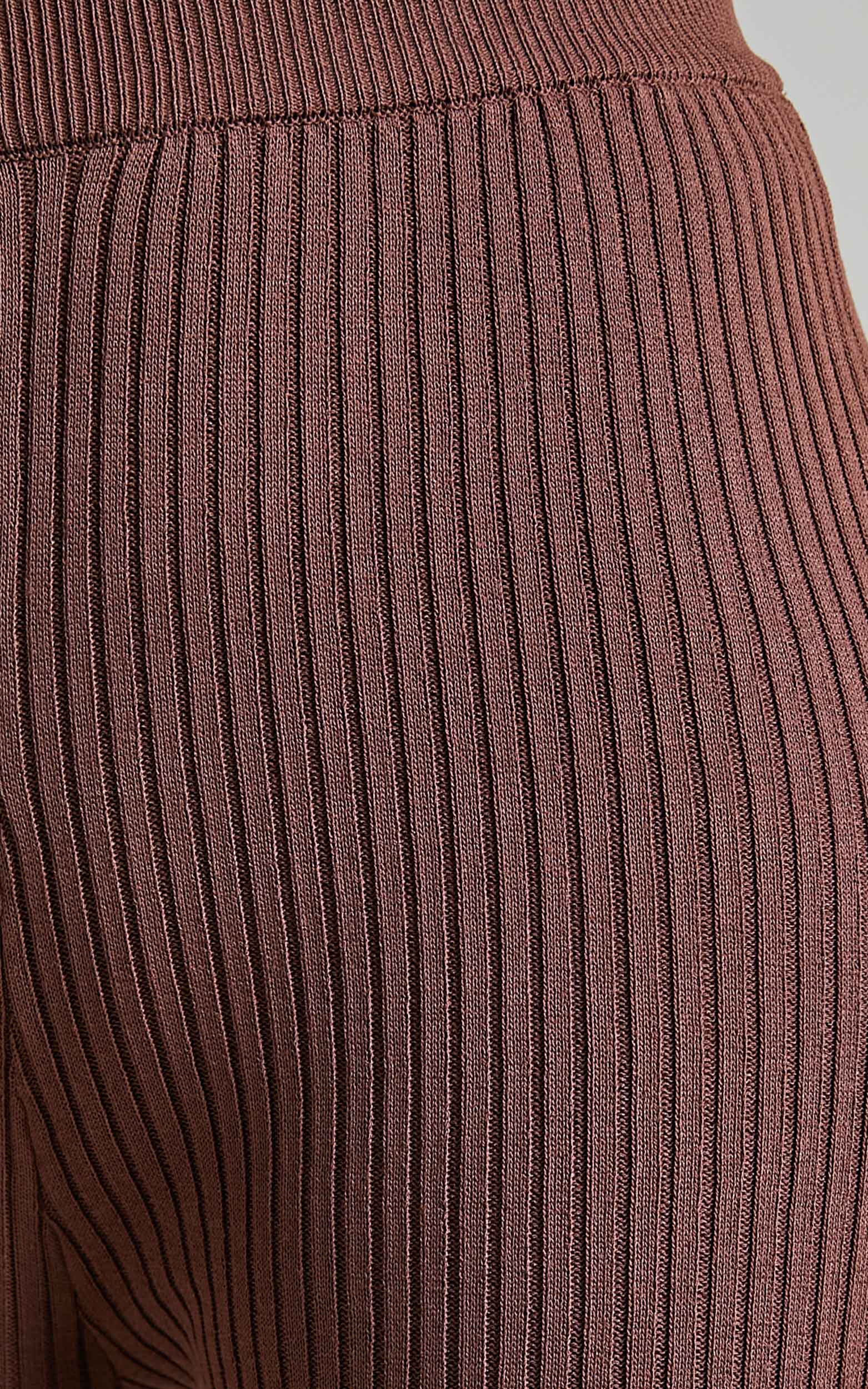 Zyanya Ribbed Cropped Two Piece Set in Chocolate