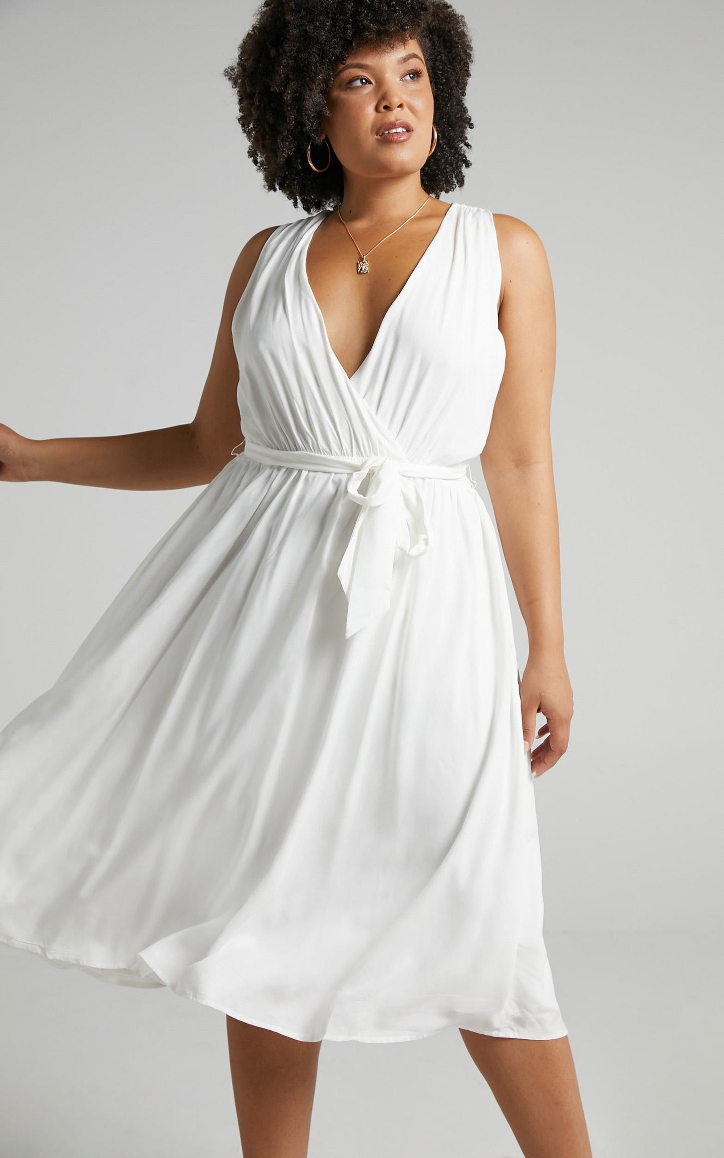 Arlais Dress in White