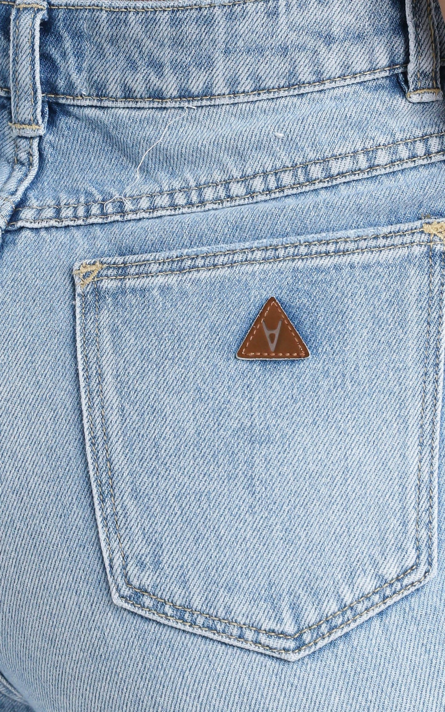 Abrand - A 94 High Slim Jean in Wildlife