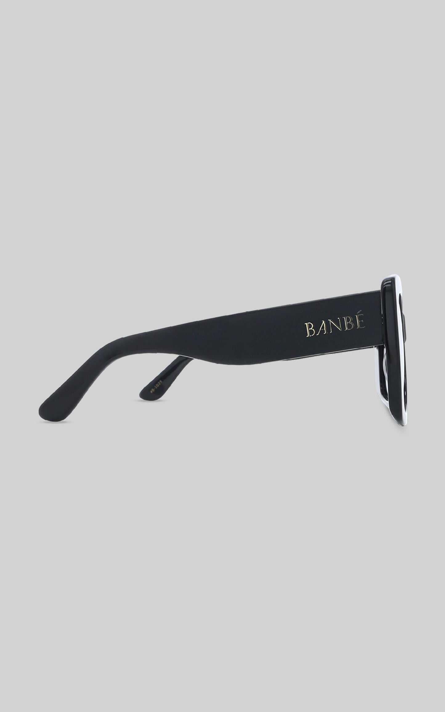 BANBE EYEWEAR - THE CLAUDIA in Black-smoke