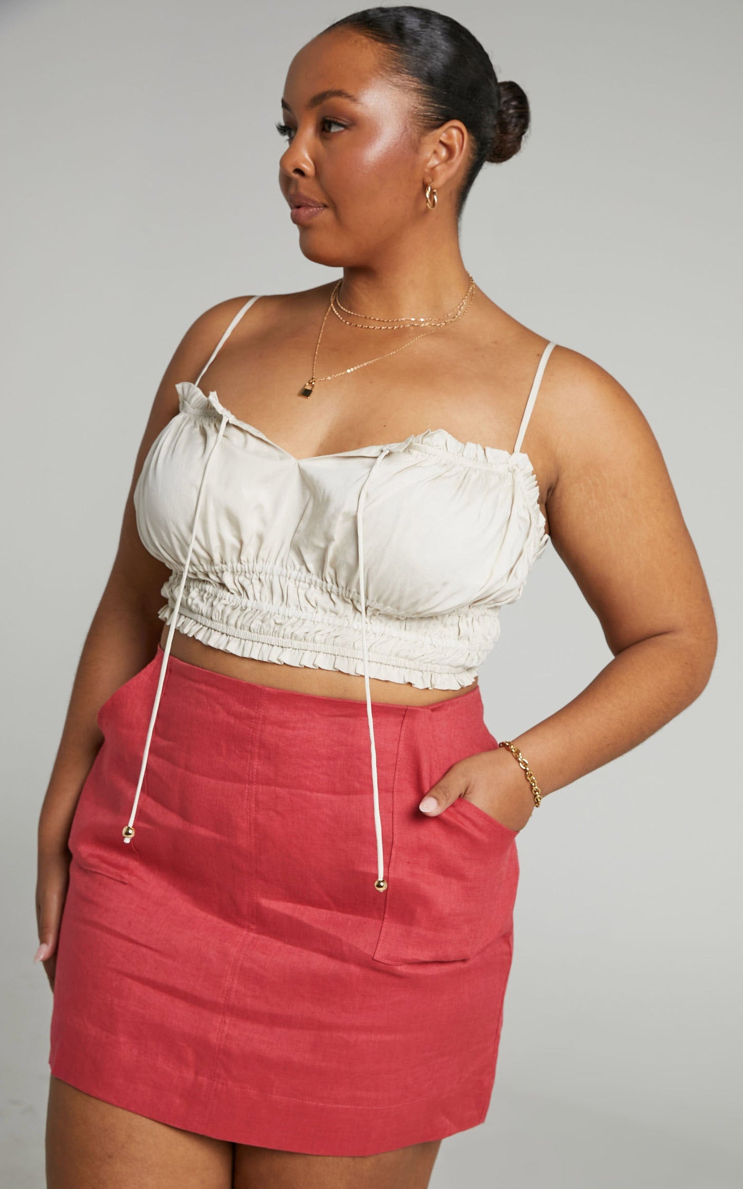 Amalie The Label - Candicia Linen Pocket Detail Bodycon Mini Linen Skirt in Dusty Rose