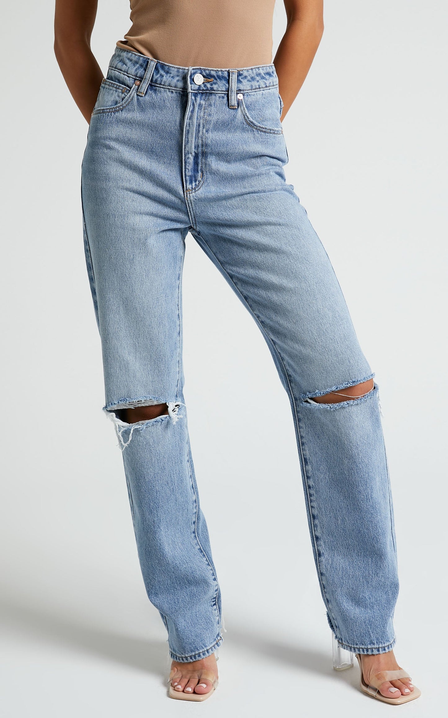 A 94 High Straight Sylvie Rip in Distressed Light Denim