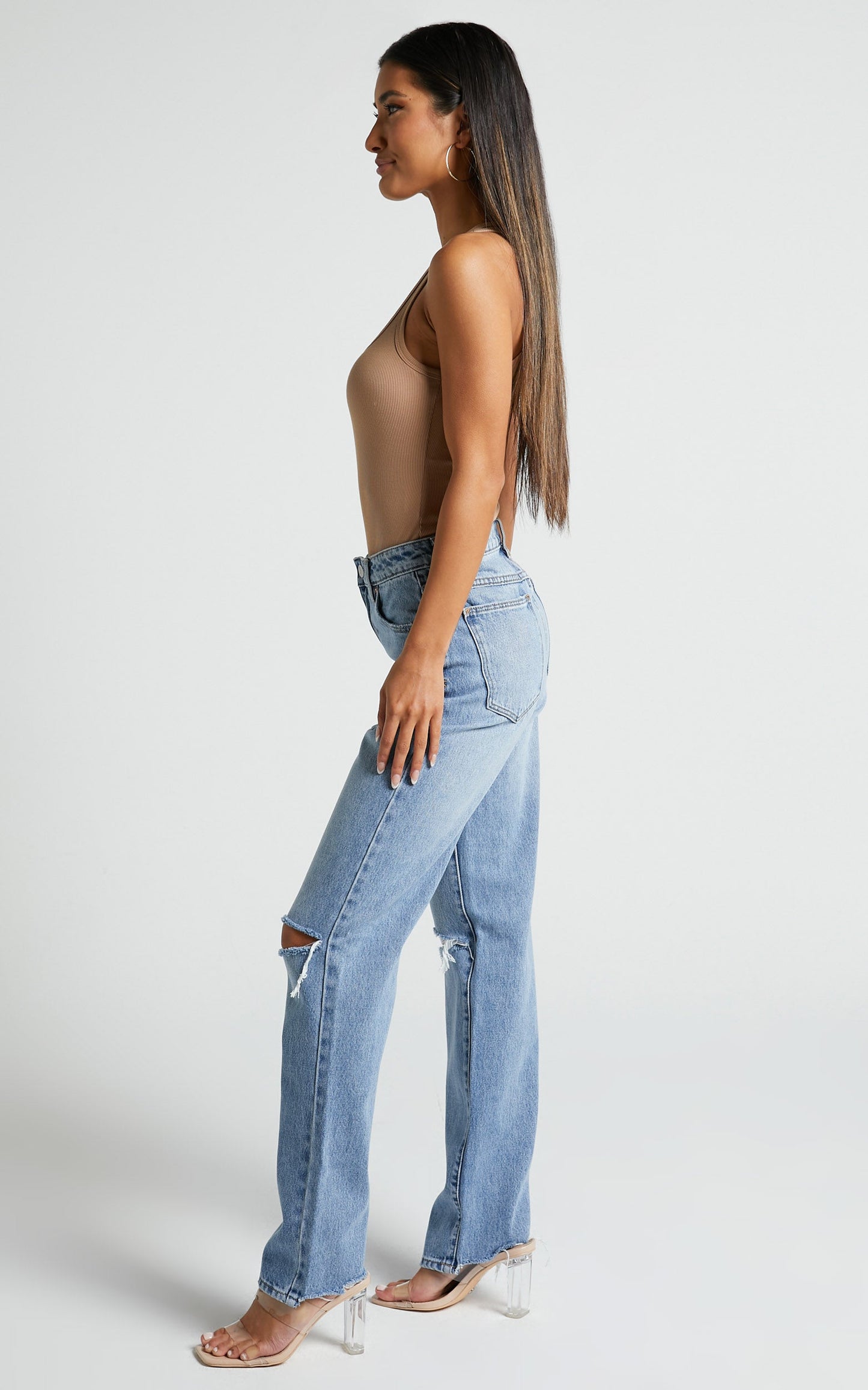 A 94 High Straight Sylvie Rip in Distressed Light Denim