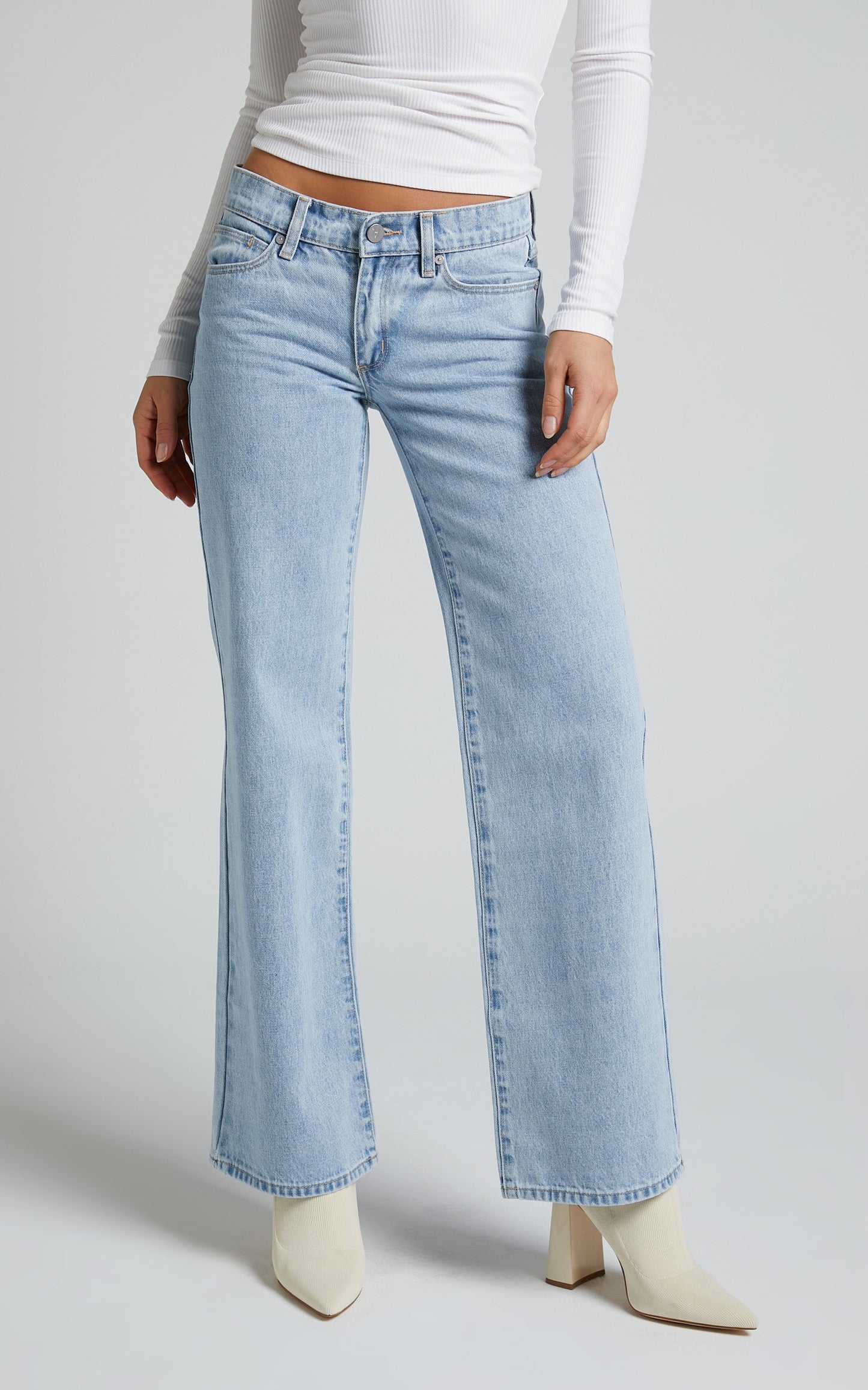 A 99 Low & Wide in Walk Away