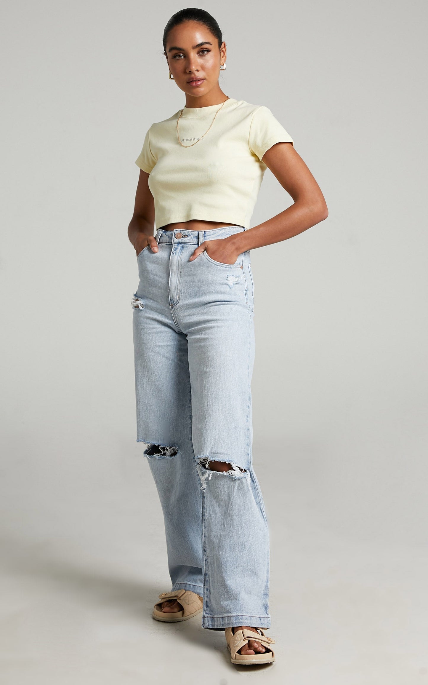 Abrand - 90's Crop Tee in Butter