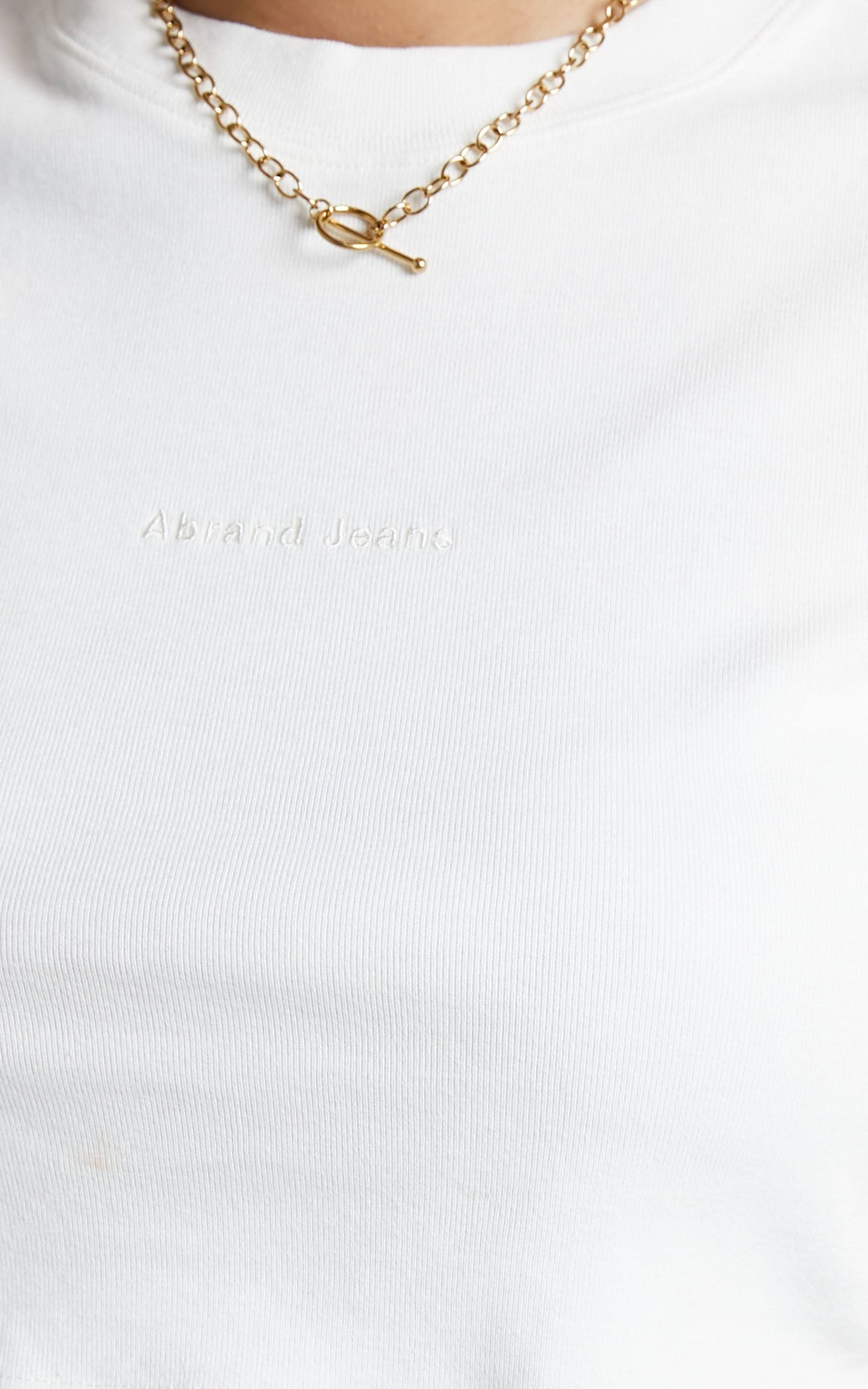 Abrand - A 90's Crop Tee in White Sand