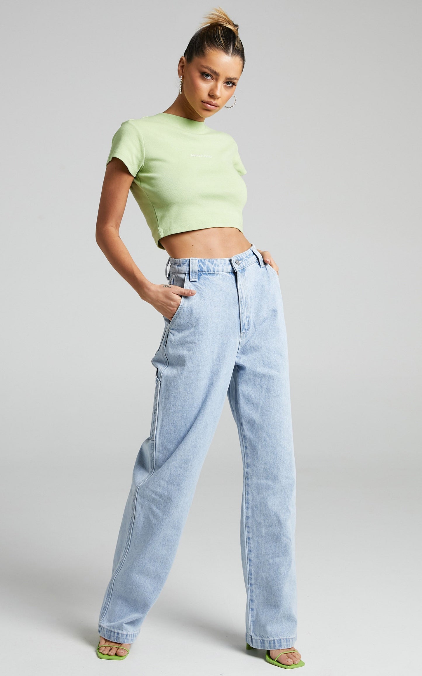 Abrand - A 90's Crop Tee in FADED FLURO