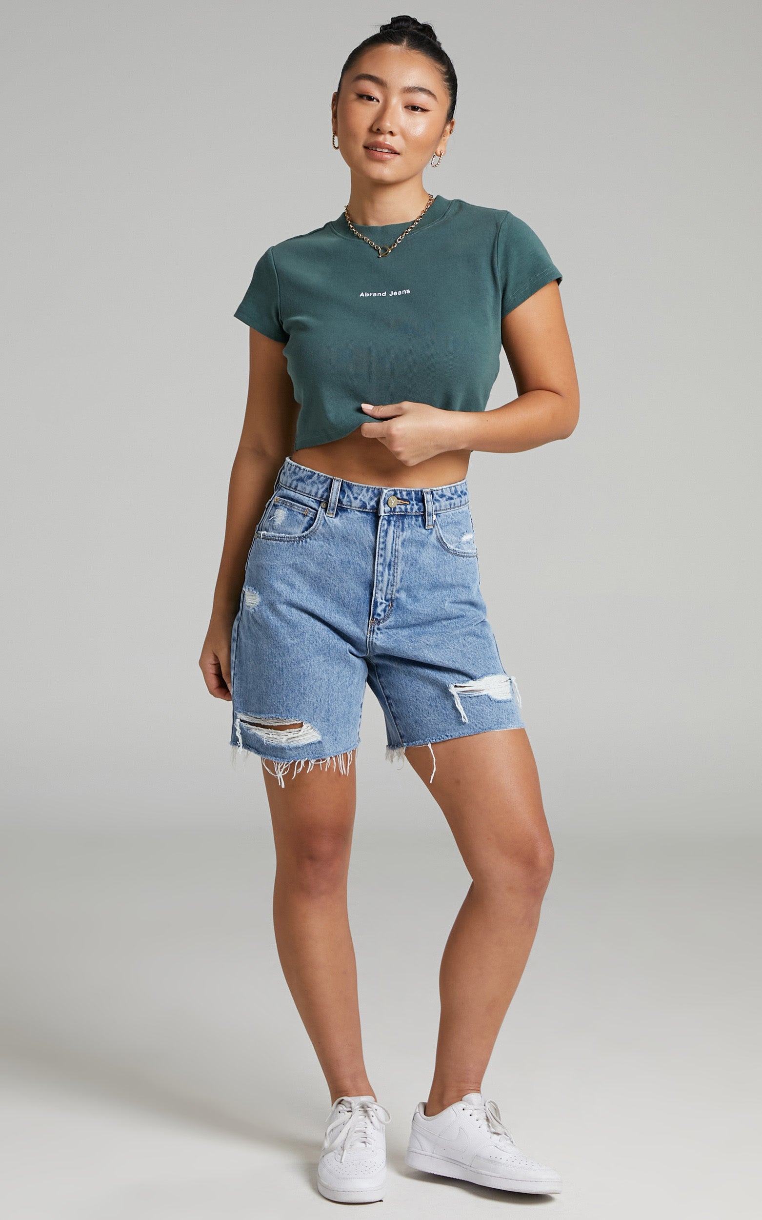 Abrand - A 90's Crop Tee in 90s Green