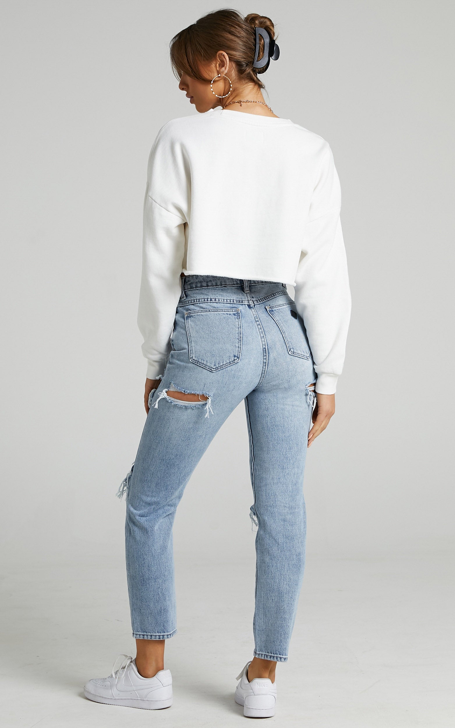 Abrand - A '94 High Slim Jean in Billie Rip