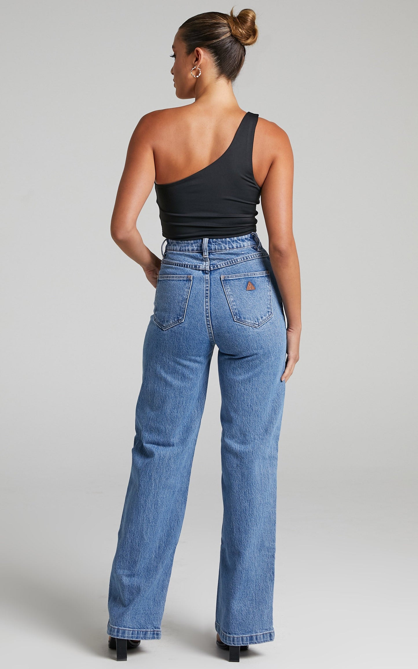 Abrand - A '94 High & Wide Jean in Debbie