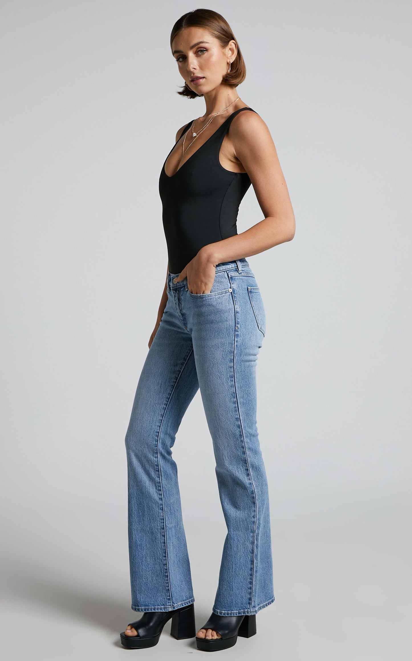 Abrand - A '99 Low Boot Jean in April