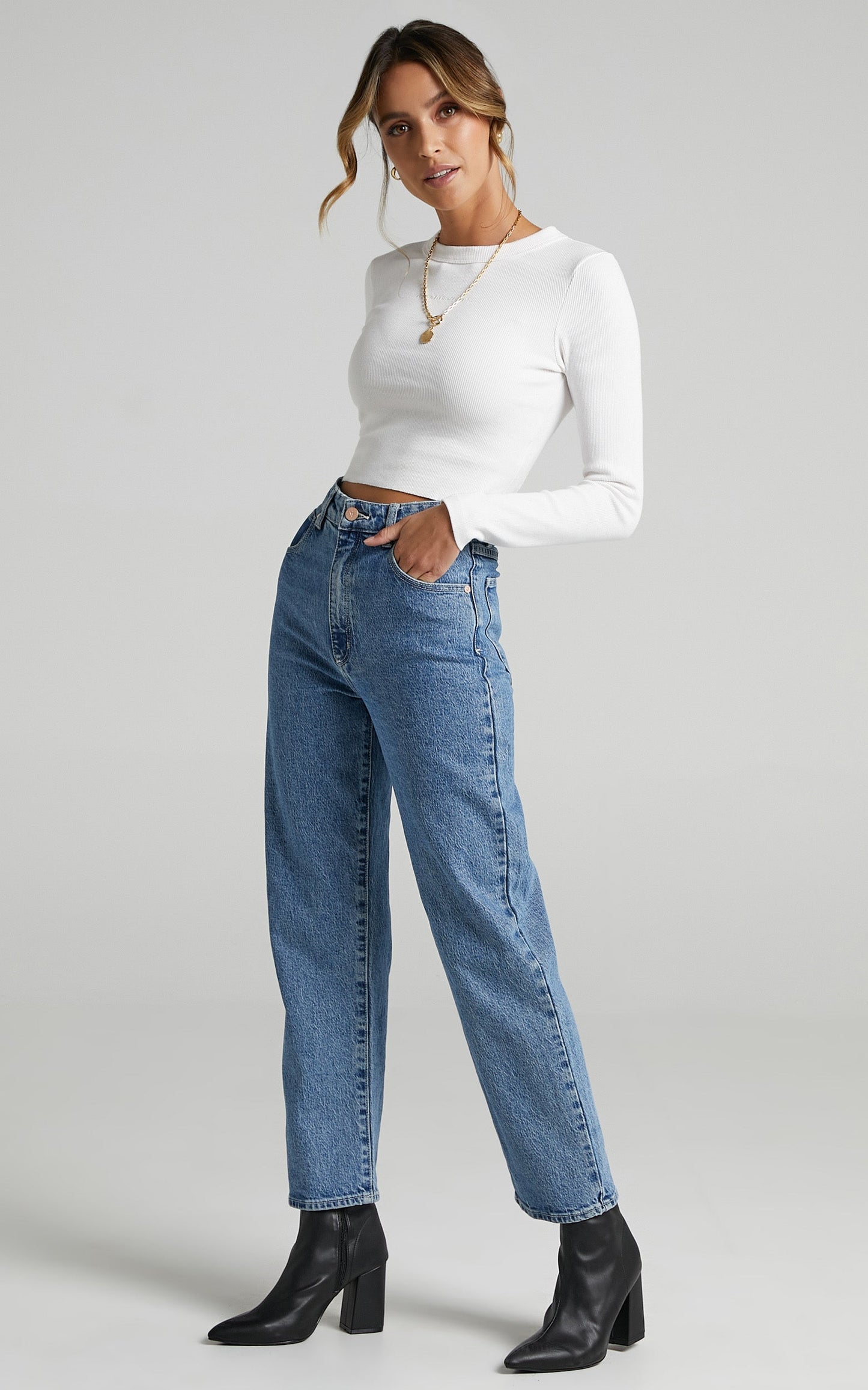 Abrand - A Heather Long Sleeve Tee in White