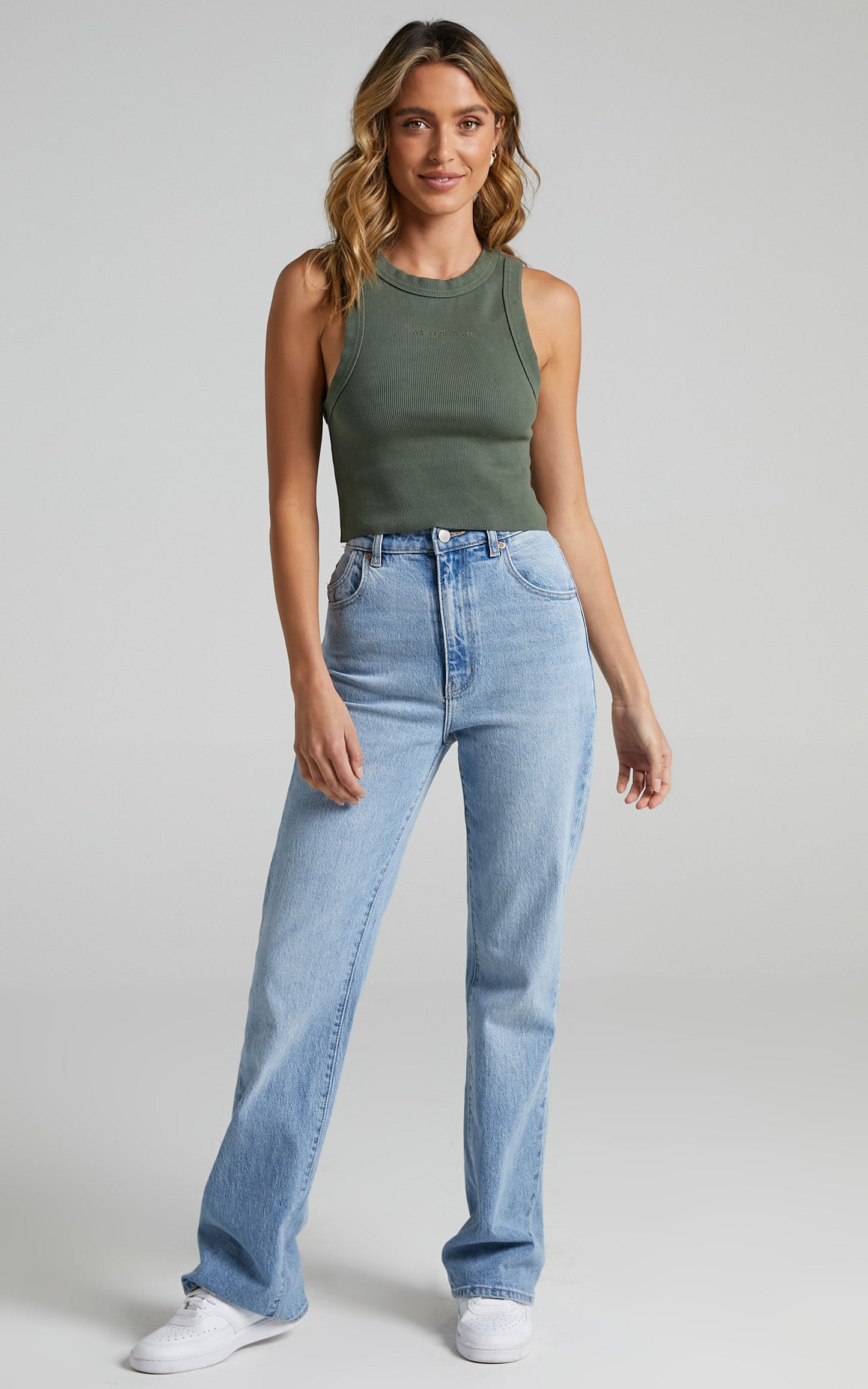 Abrand - A Heather Singlet in Olive