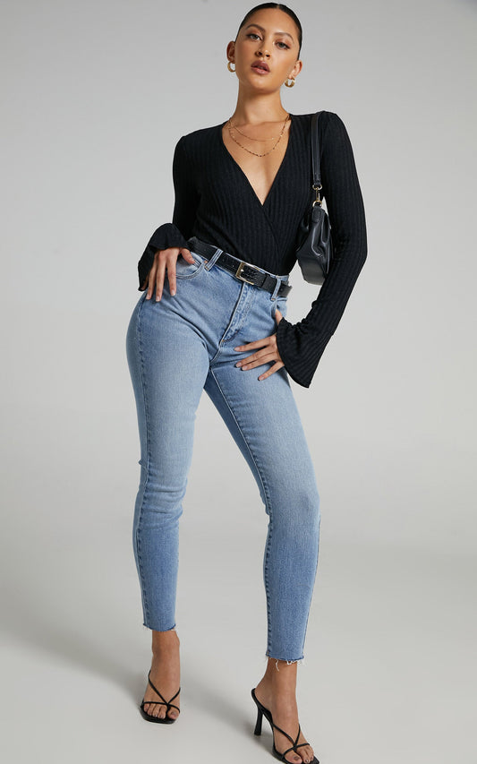 Abrand - A High Skinny Ankle Basher Jean in Brigitte