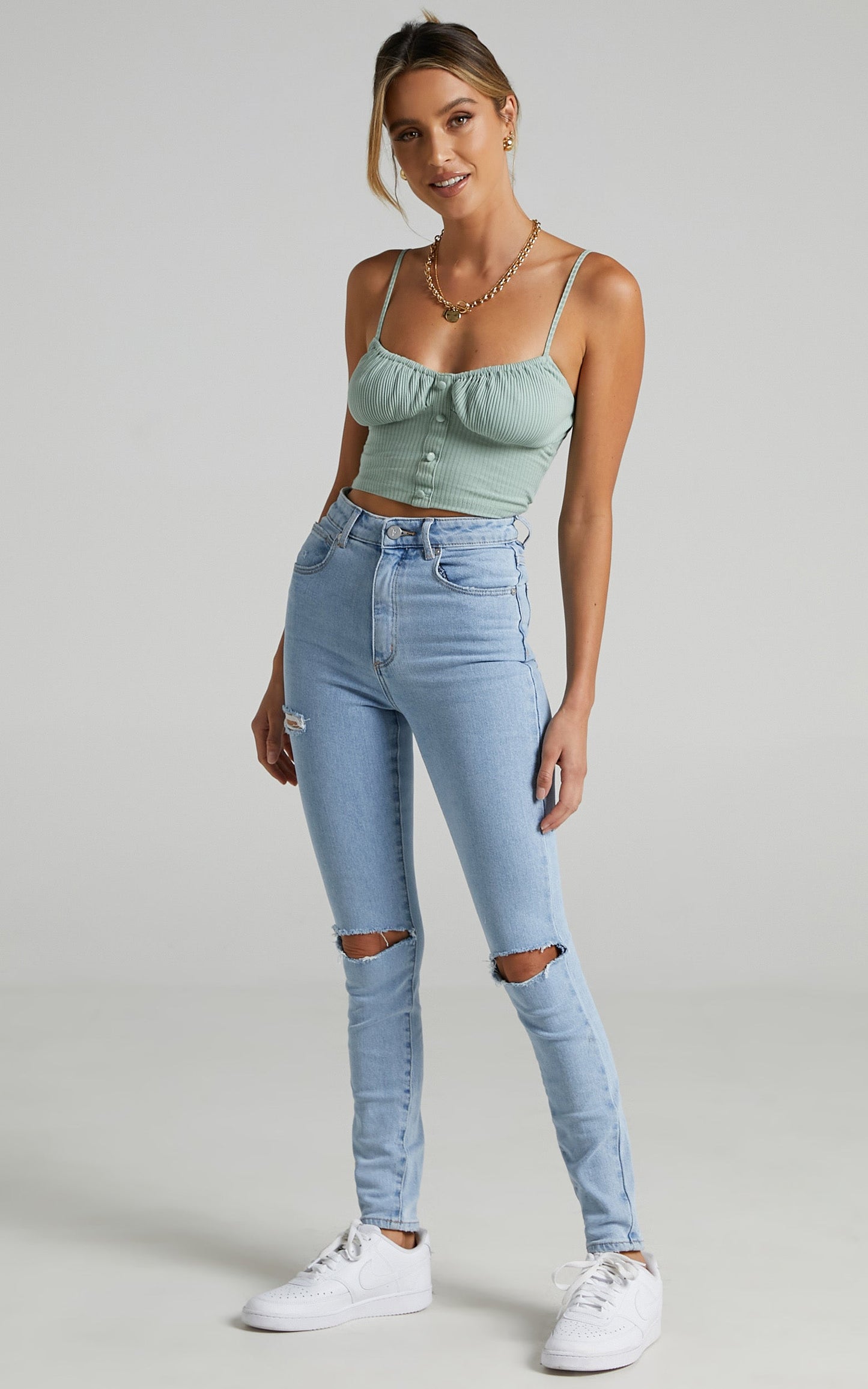 Abrand - A High Skinny Ankle Basher Jean in Walk Away Rip