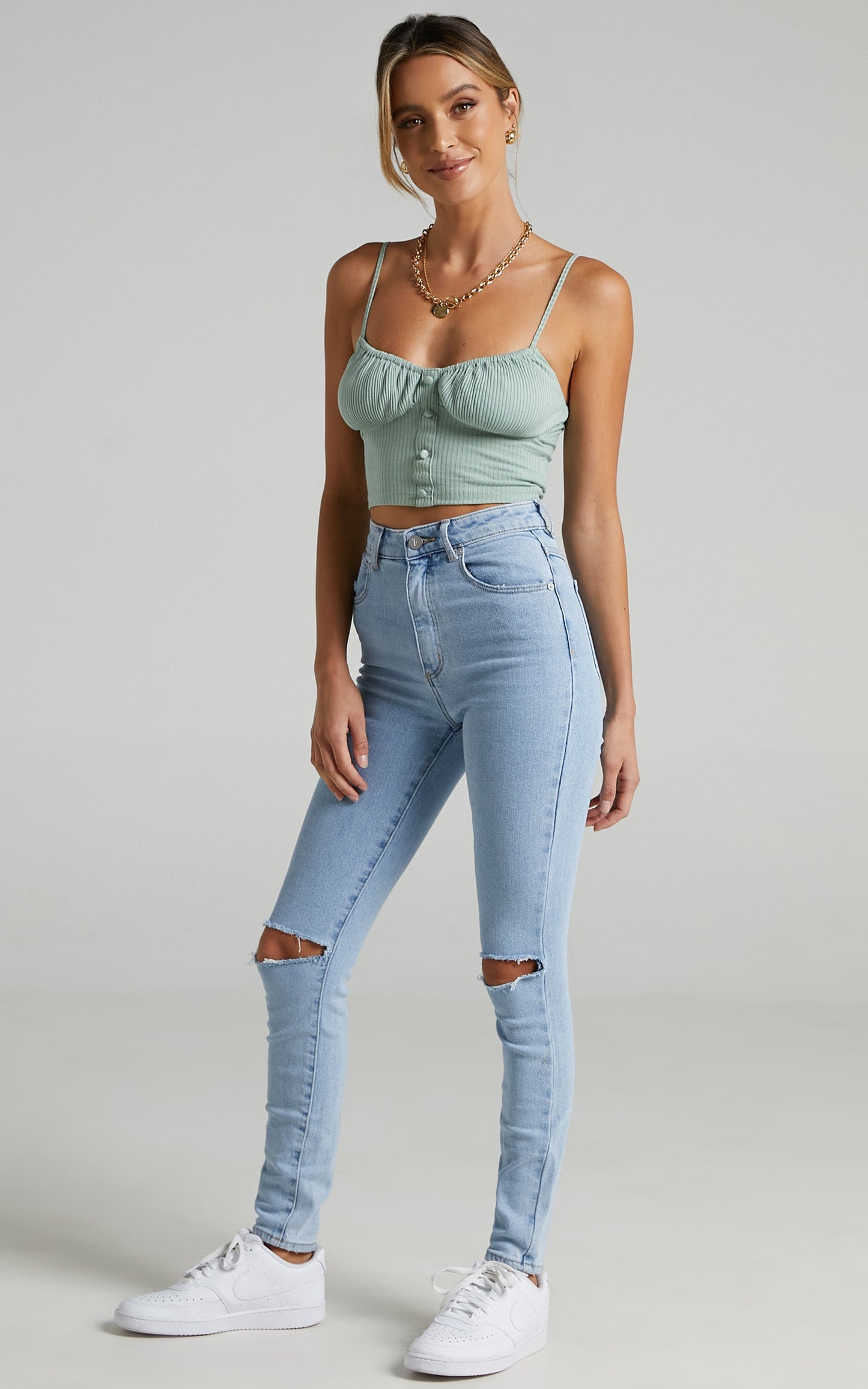 Abrand - A High Skinny Ankle Basher Jean in Walk Away Rip