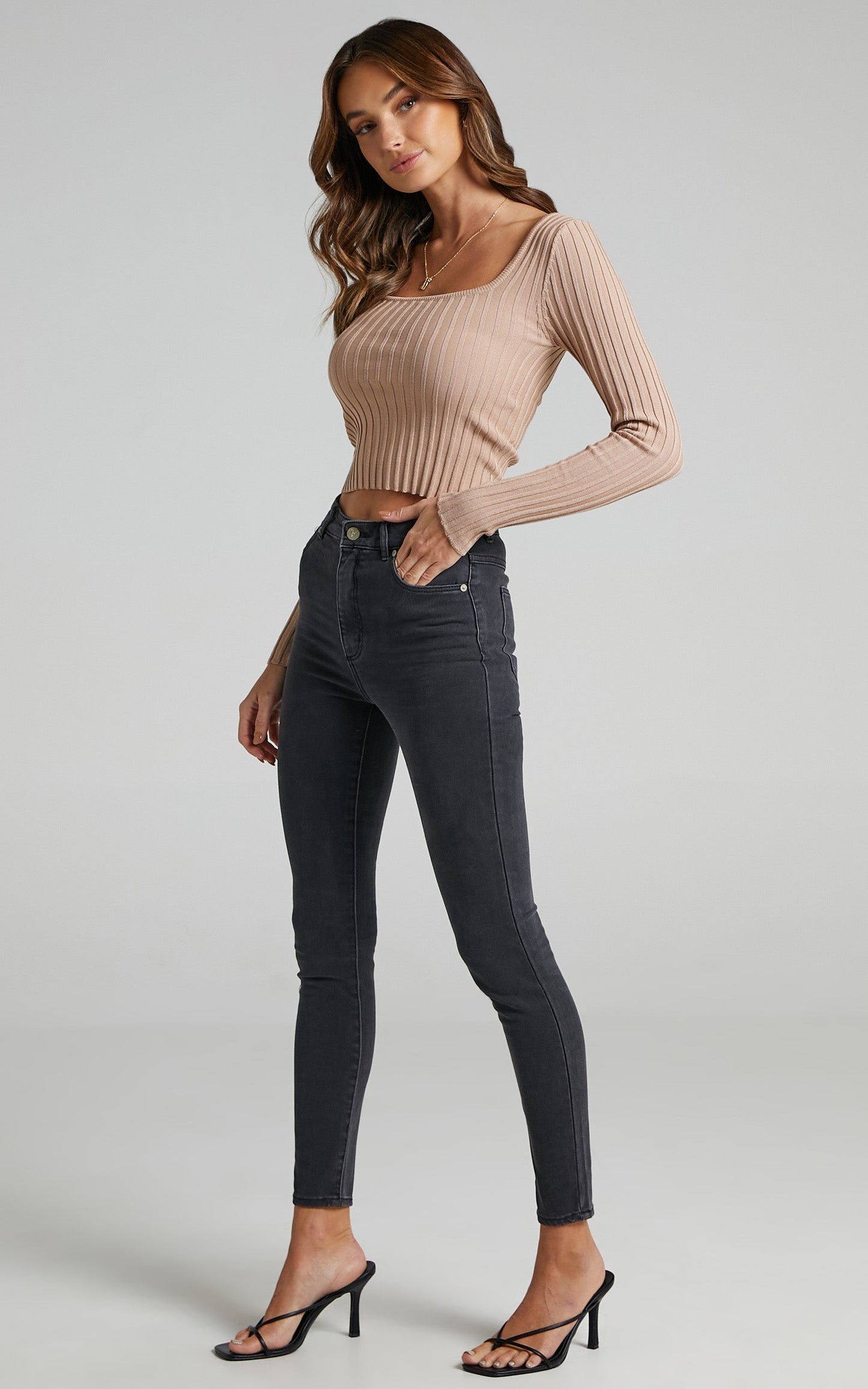 Abrand - A High Skinny Ankle Basher Jean in Graphite