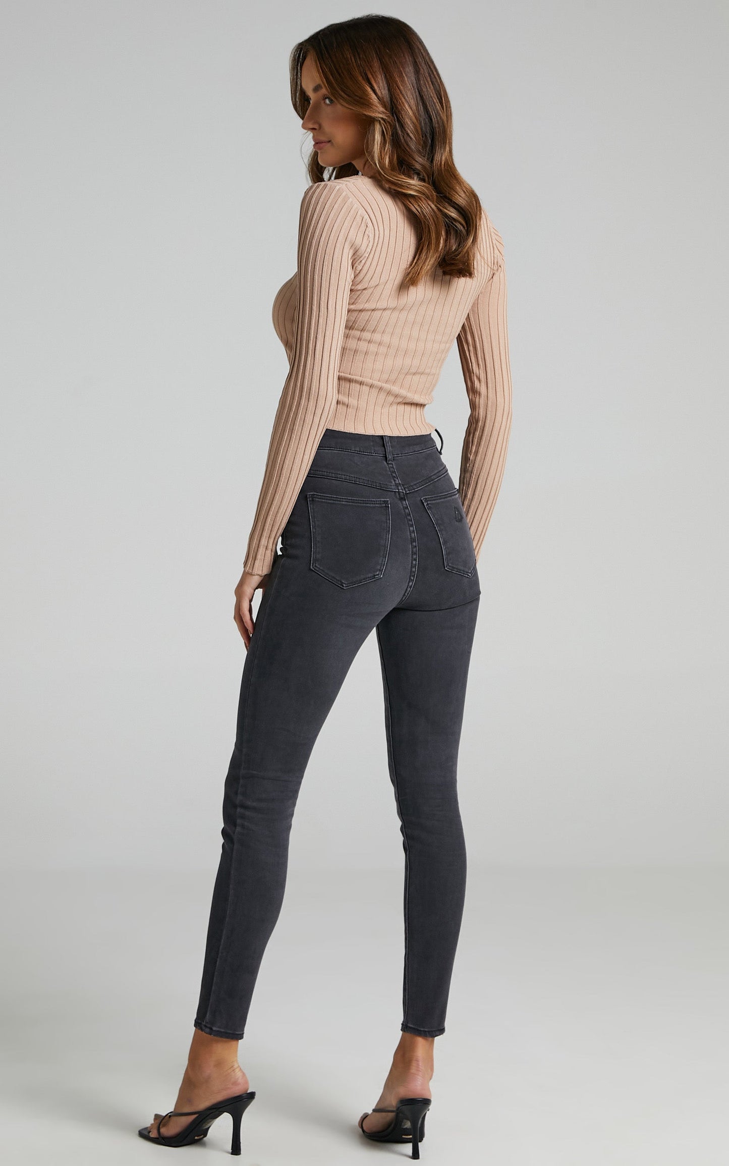 Abrand - A High Skinny Ankle Basher Jean in Graphite