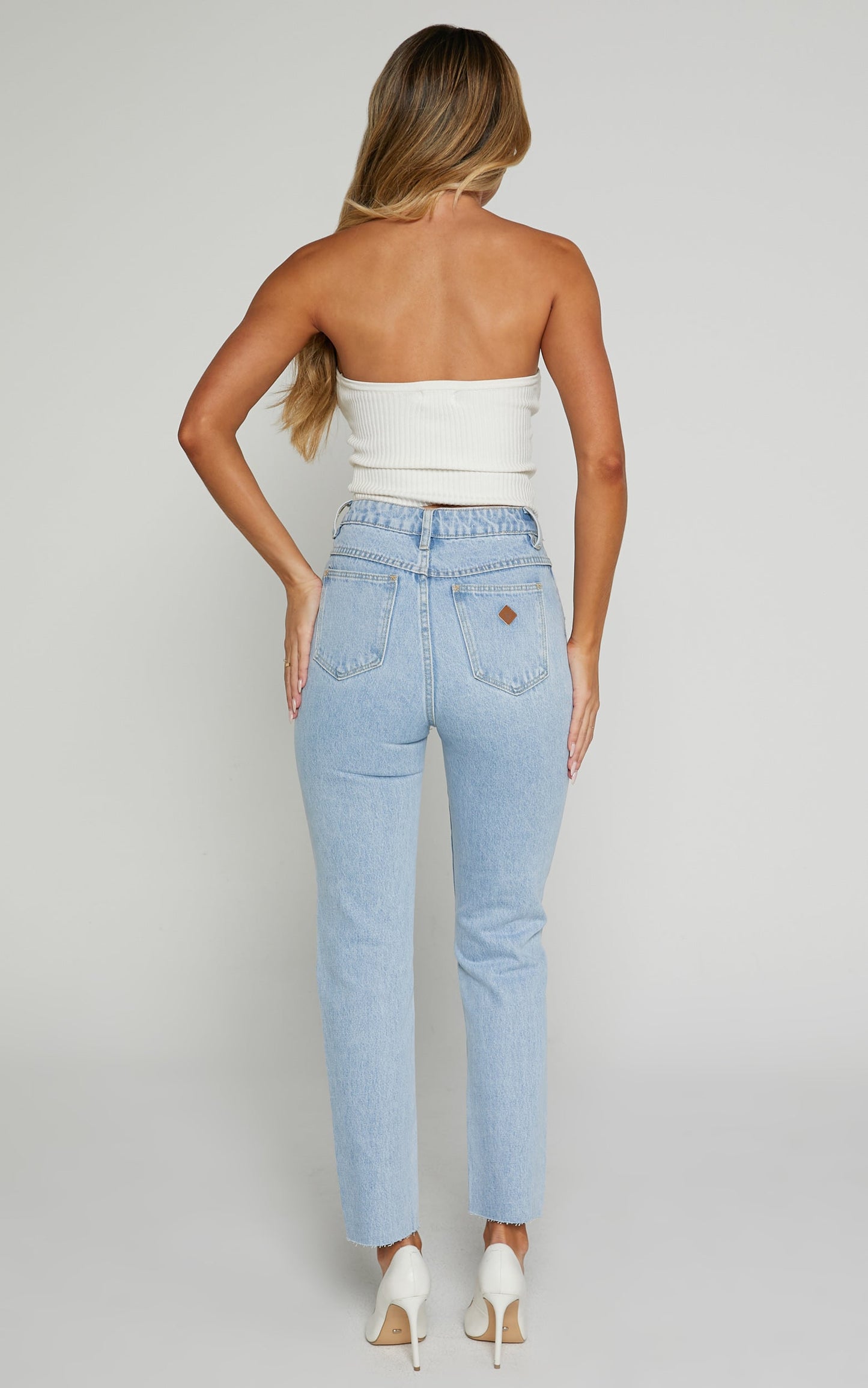 Abrand - A '94 High Slim Jean in Walk Away