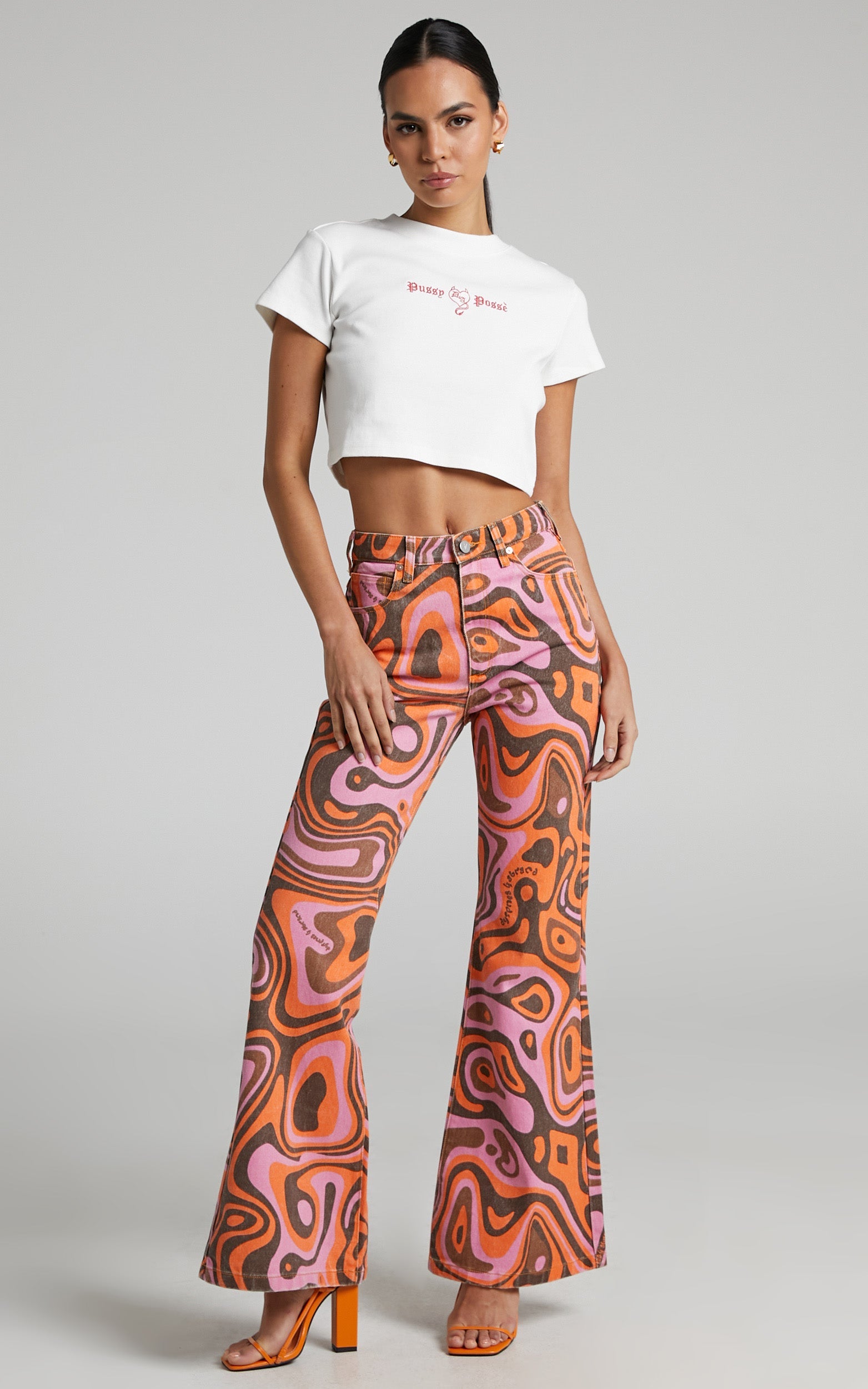 Abrand X Dyspnea- A 90's Crop Tee in White Sand