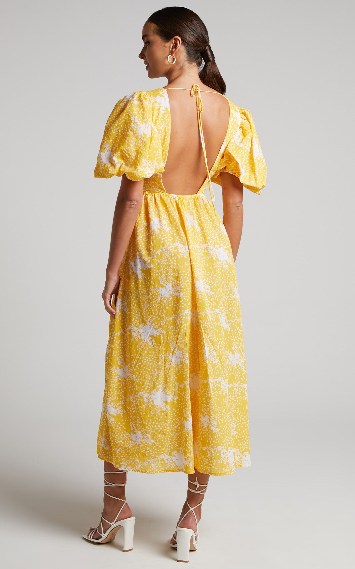 Ailiza Midi Dress - Puff Sleeve Open Back Dress in Yellow Floral
