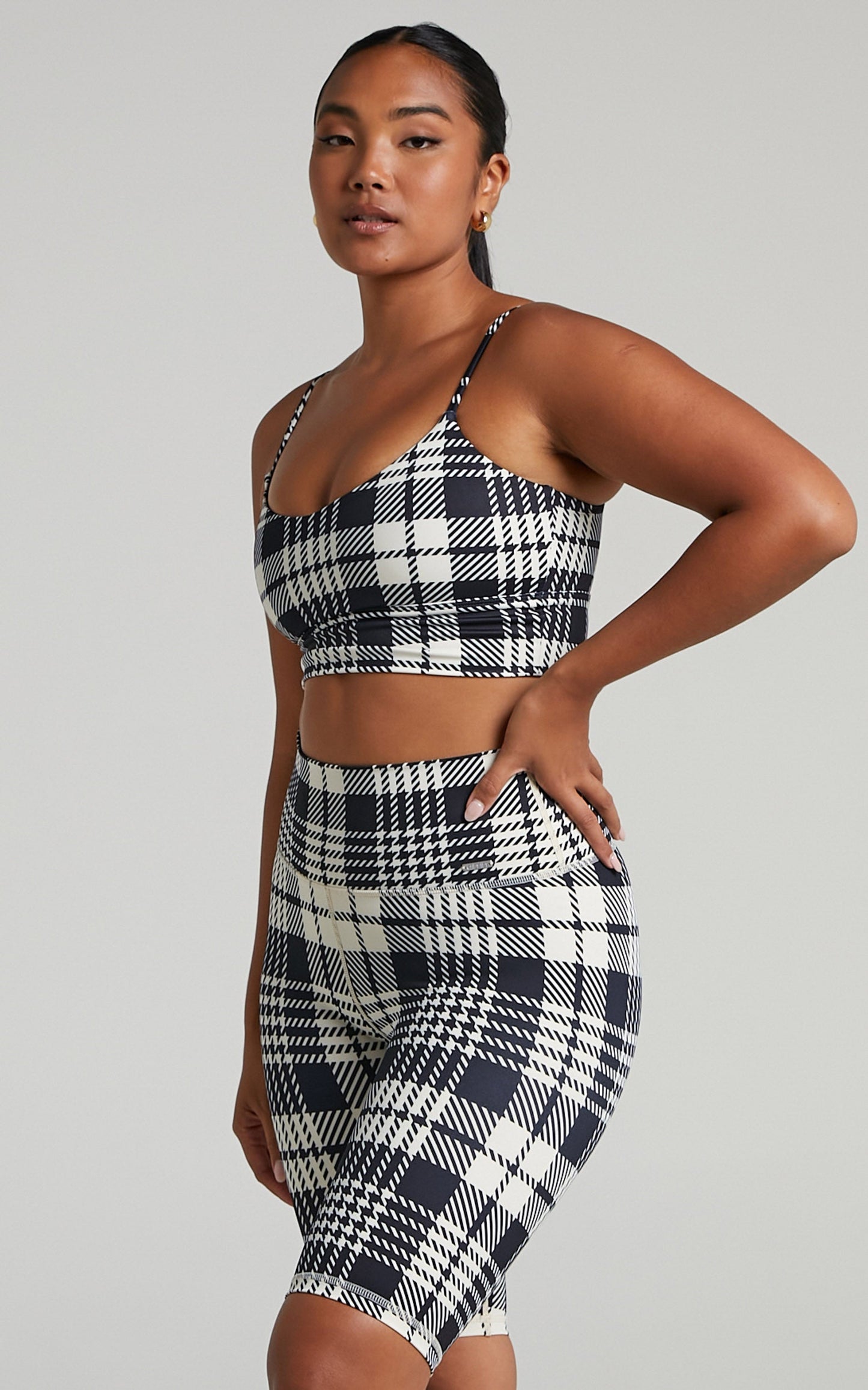 Aim'n - Plaid Check Biker Shorts in Black